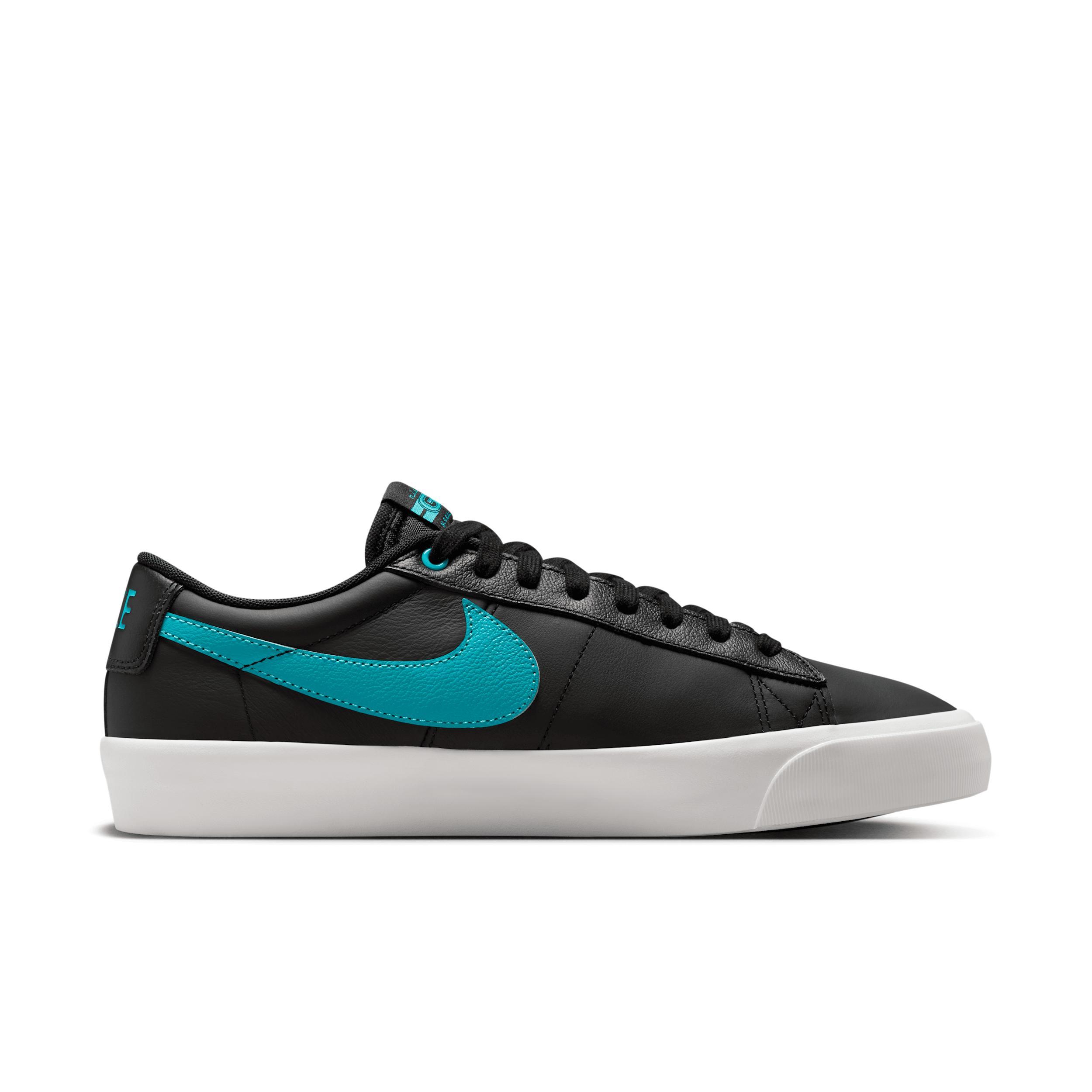 Men's Nike SB Blazer Low Pro GT Shoes Product Image