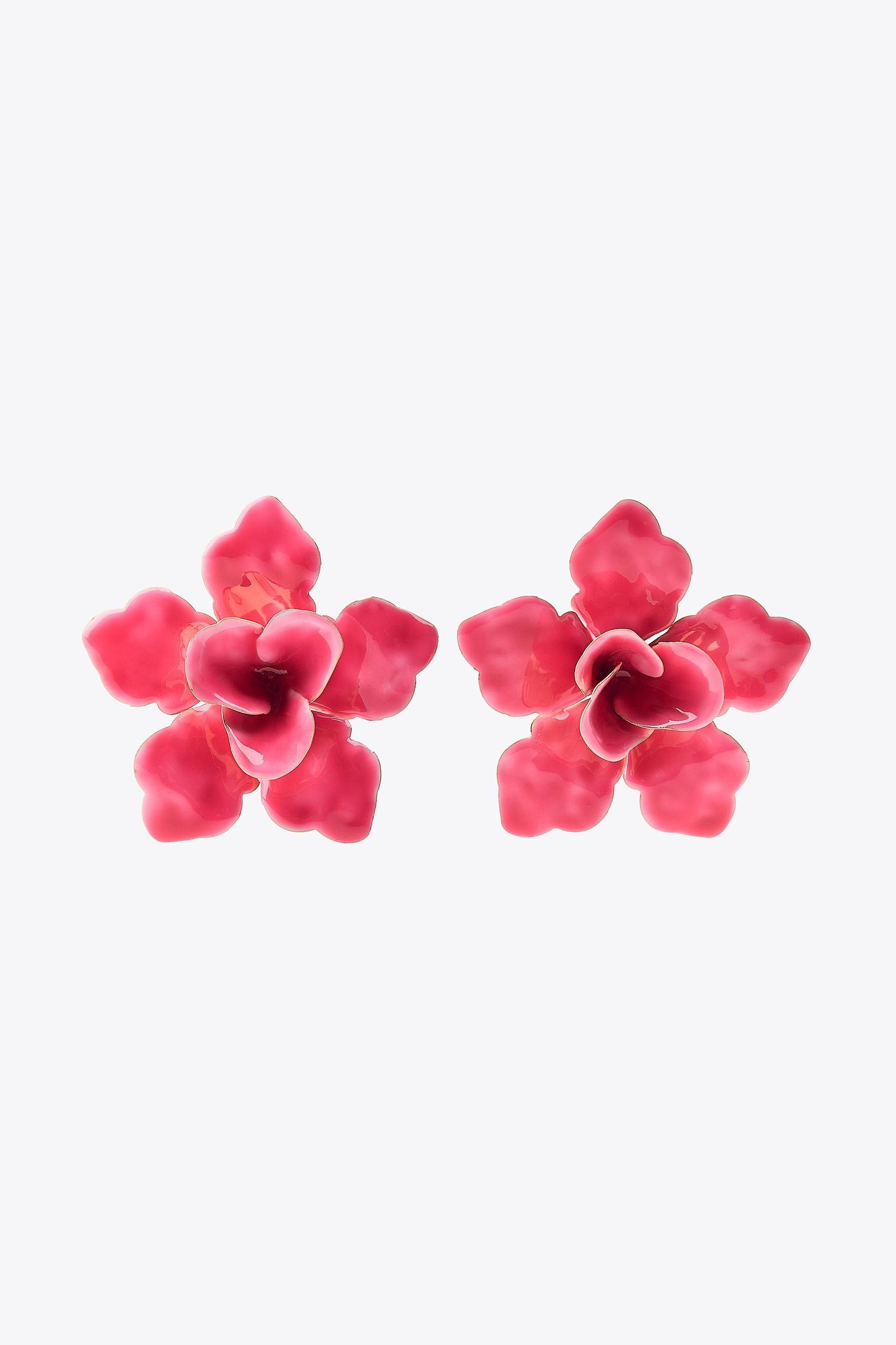ENAMELED FLOWER MAXI EARRINGS Product Image