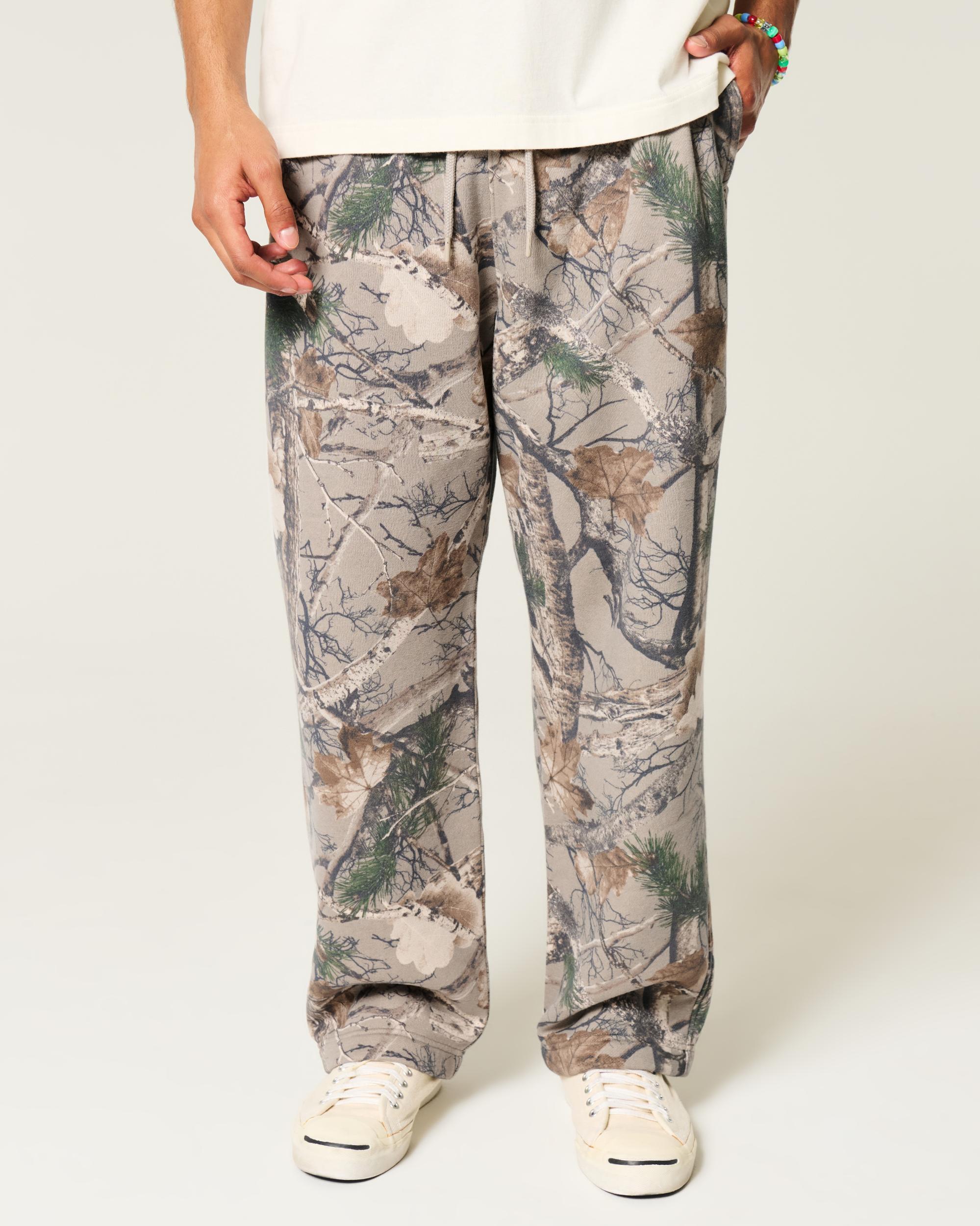 Baggy Camo Sweatpants Product Image