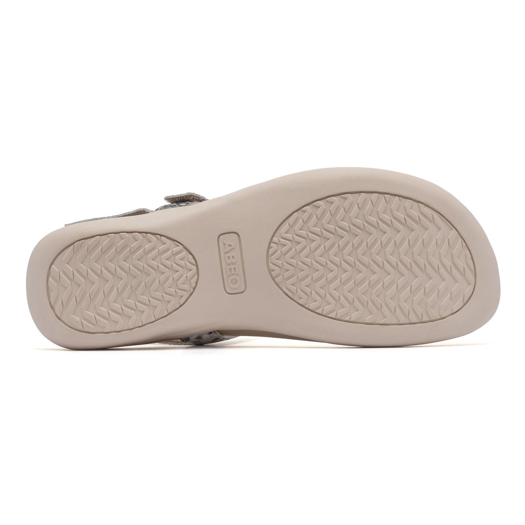 Oasis T Strap Female Product Image