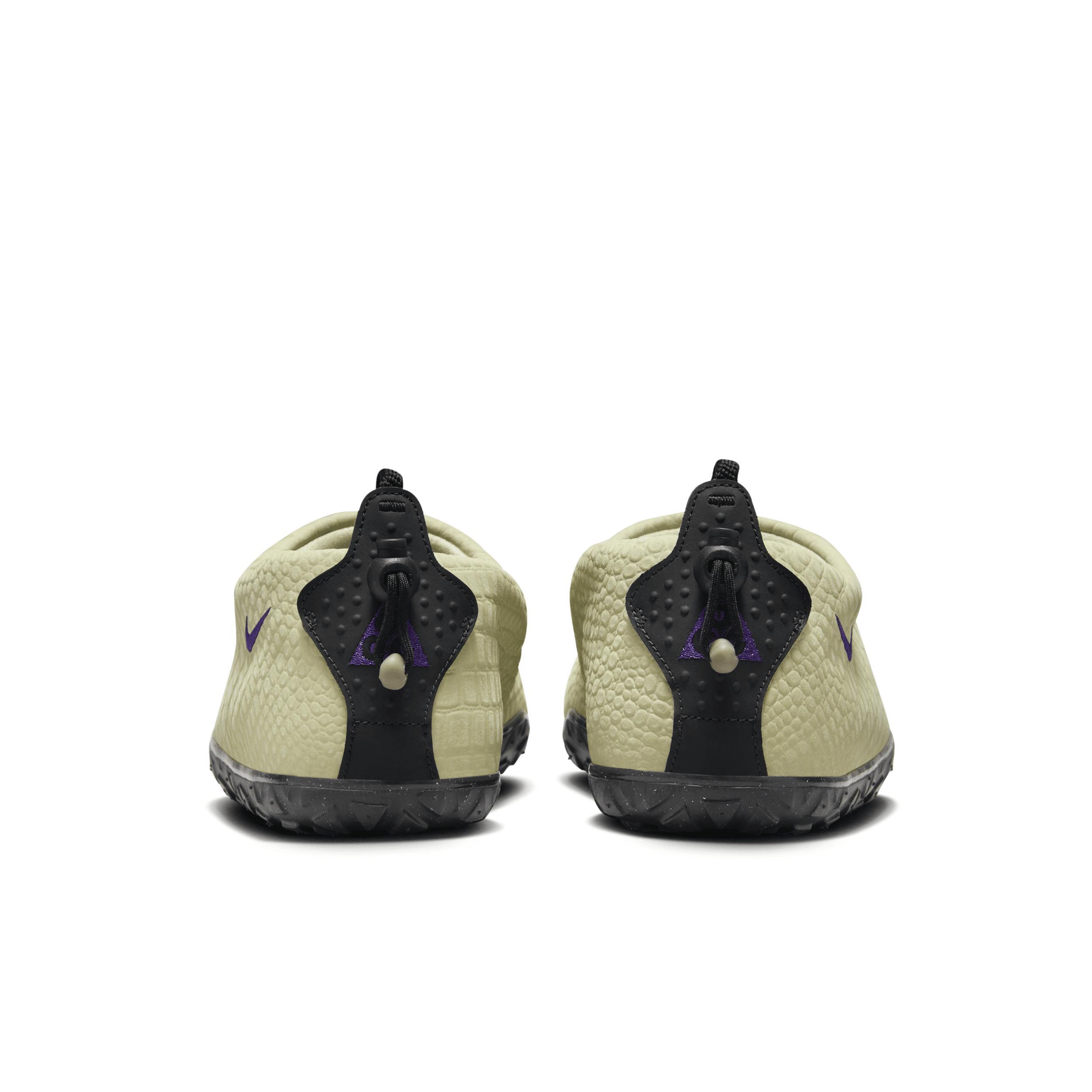Men's Nike ACG Moc Premium Shoes Product Image