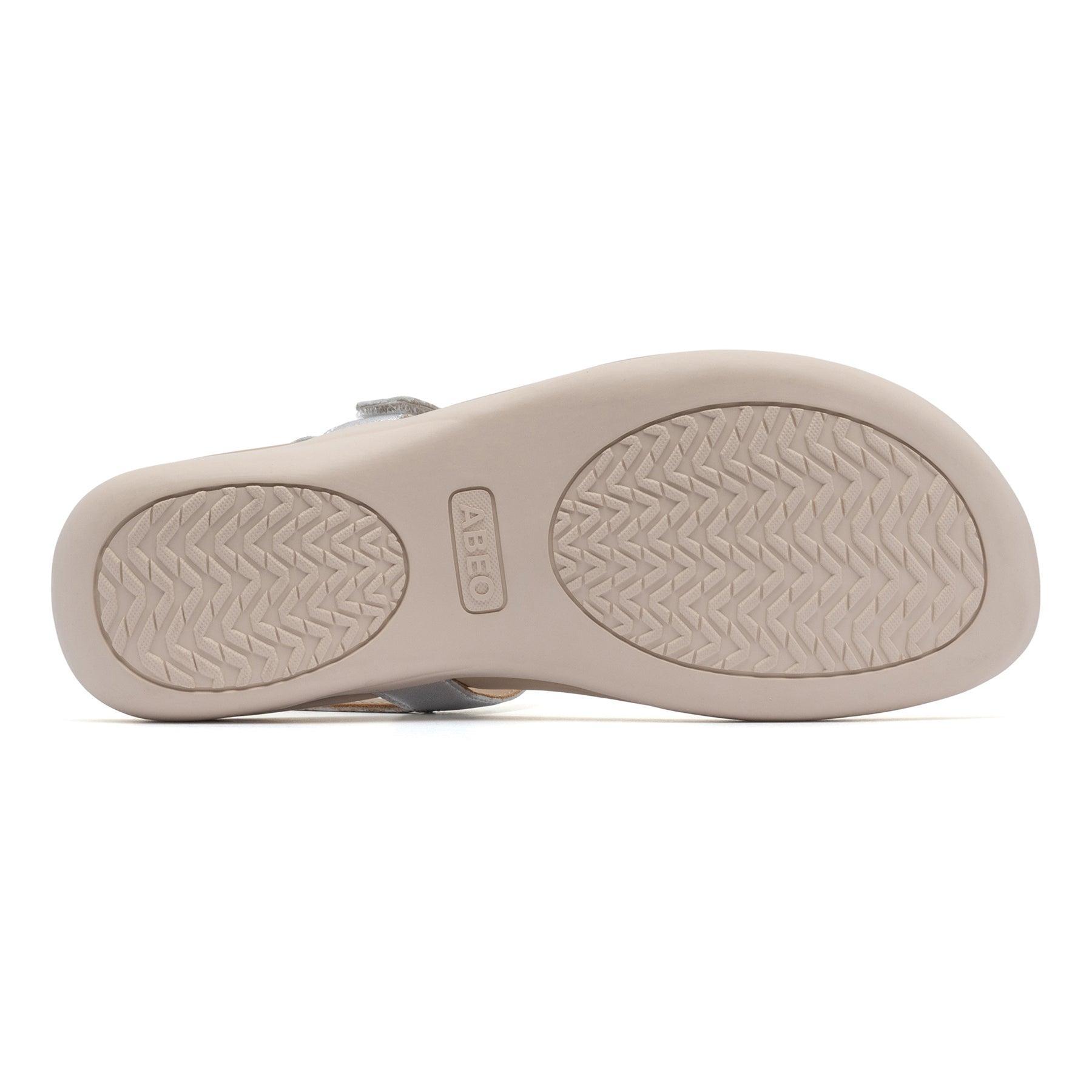 Oasis T Strap Female Product Image