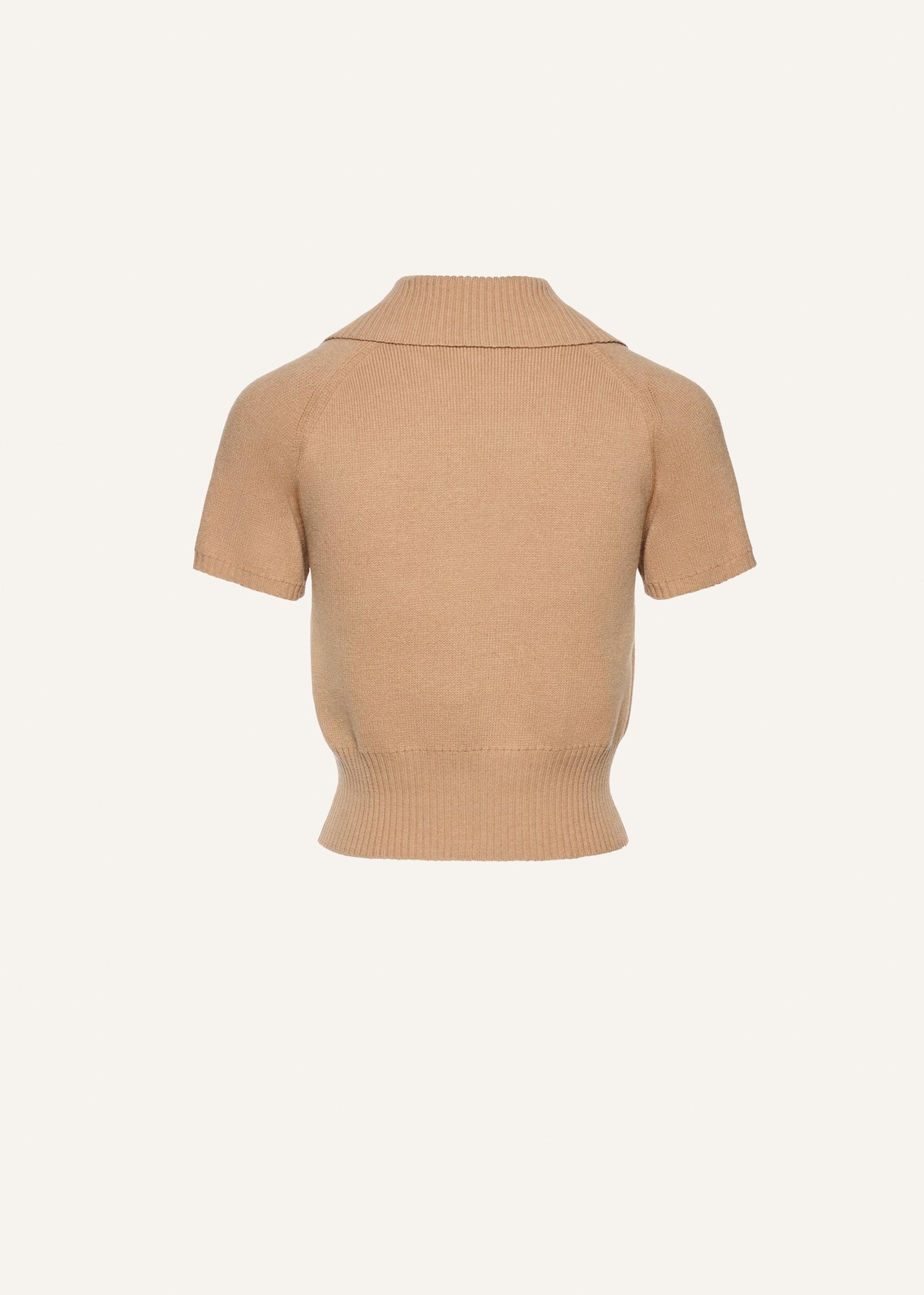 Short-sleeve buttoned cropped sweater in beige Product Image