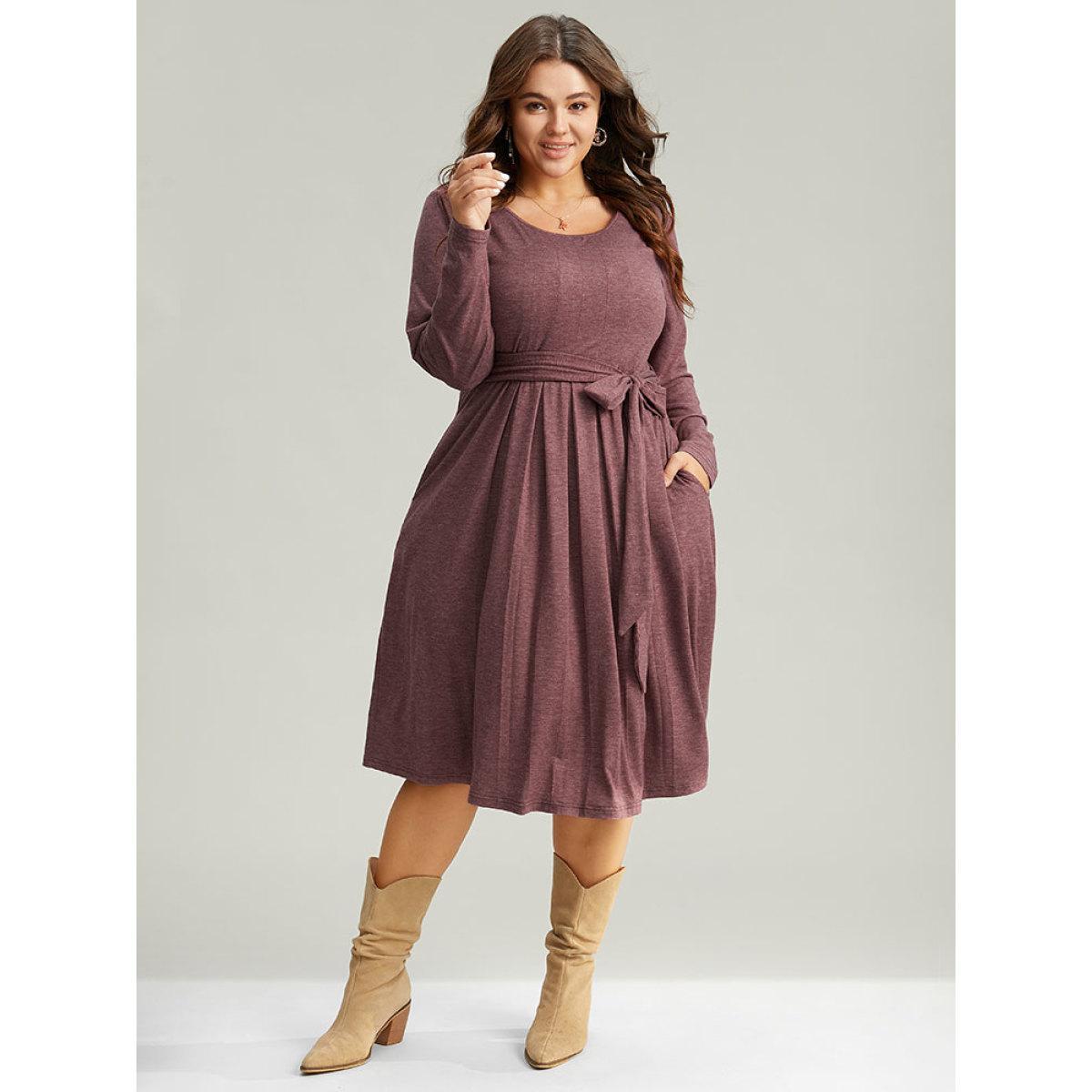 Plus Size Plain Pleated Hem Belted Long Sleeve Dress DustyPink Women Elegant Plain Round Neck Long Sleeve Curvy Midi Dress BloomChic 28/5X Product Image
