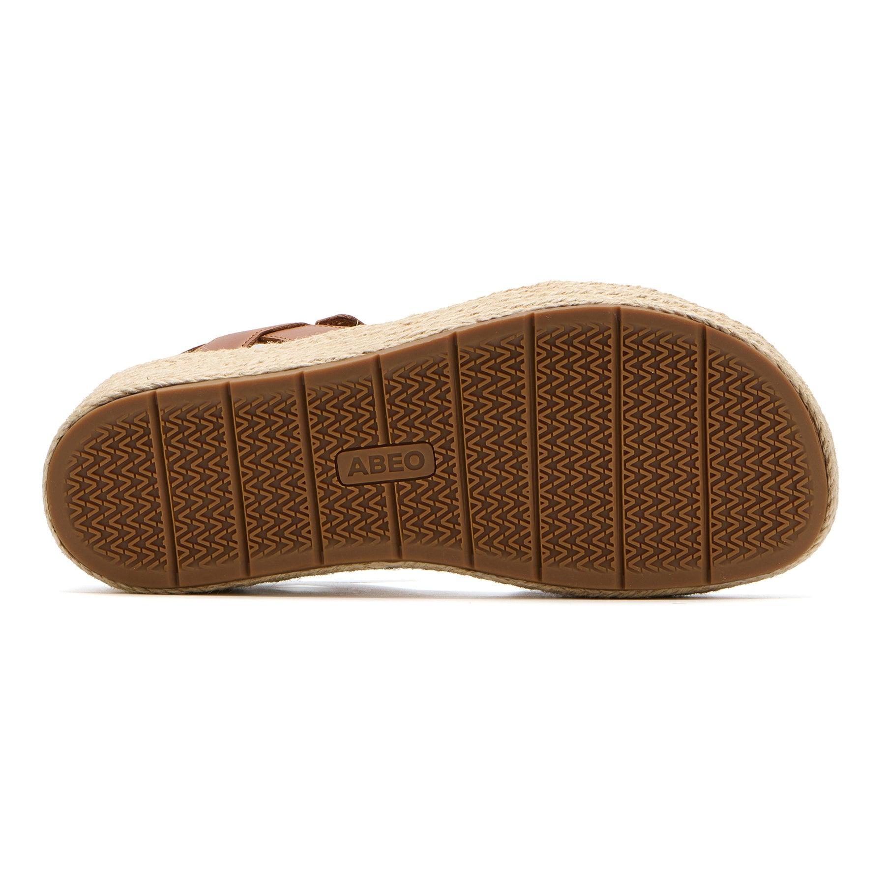 Solstice Strap Metatarsal Female Product Image