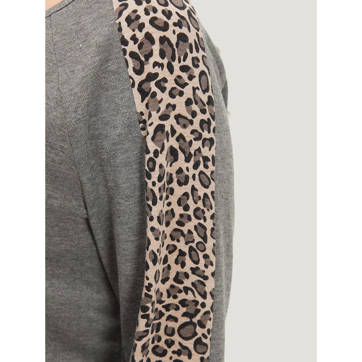 Plus Size Leopard Patchwork Notched Raglan Sleeve Sweatshirt Women Gray Casual Patchwork Notched collar Dailywear Sweatshirts BloomChic 22-24/3X Product Image