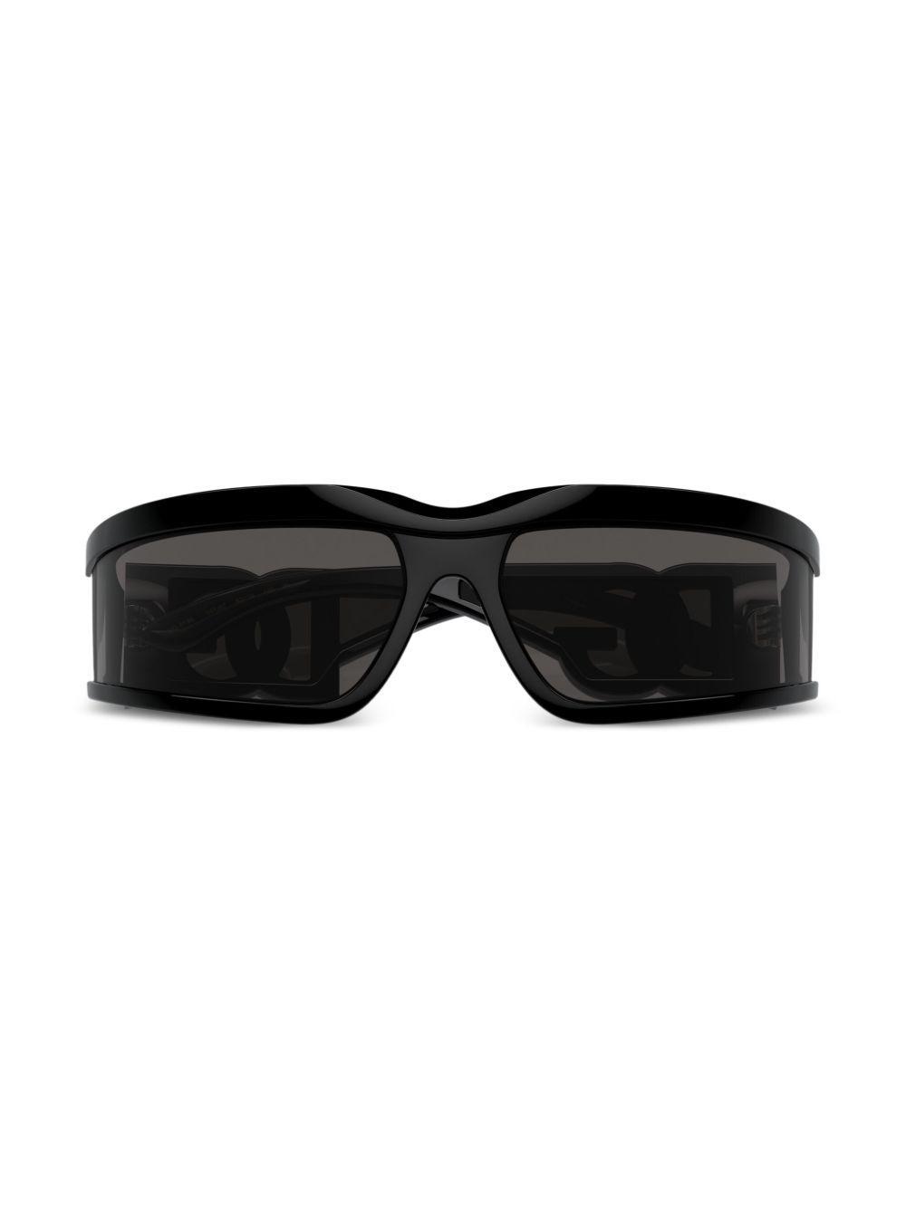 logo-plaque wraparound sunglasses Product Image
