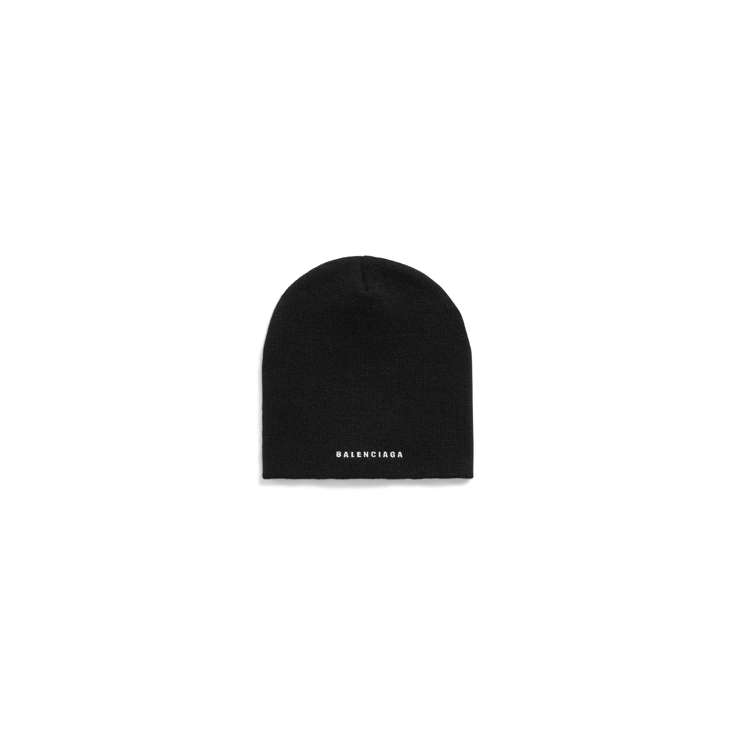 Unity Sports Icon Beanie in Black/white Product Image