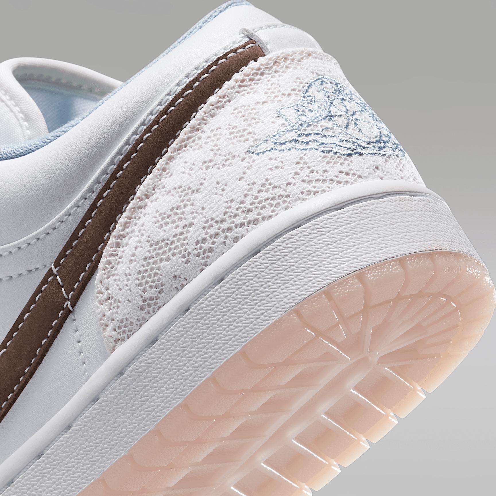 Women's Air Jordan 1 Low Shoes Product Image