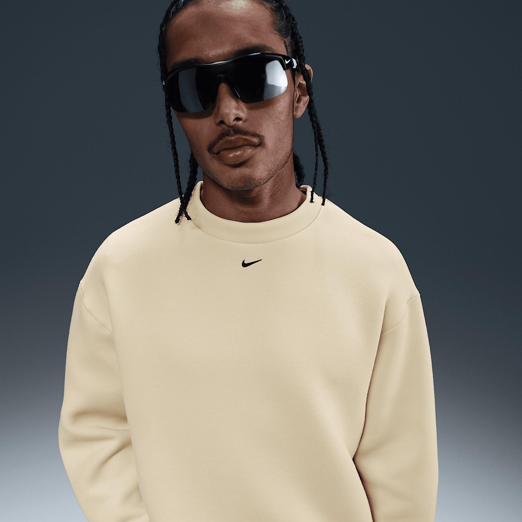 Nike Tech Men's Fleece Crew Product Image