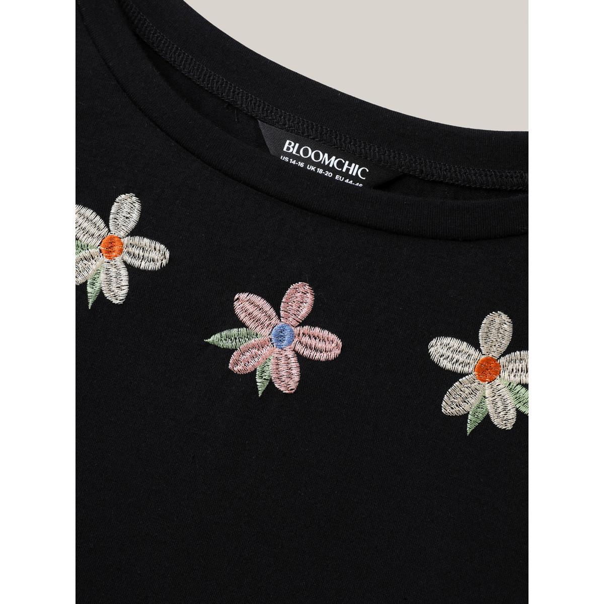 Plus Size Floral Embroidered Neck Solid T-Shirt Black Women Embroidered Round Neck Everyday-Casual T-shirts BloomChic 26/4X Product Image