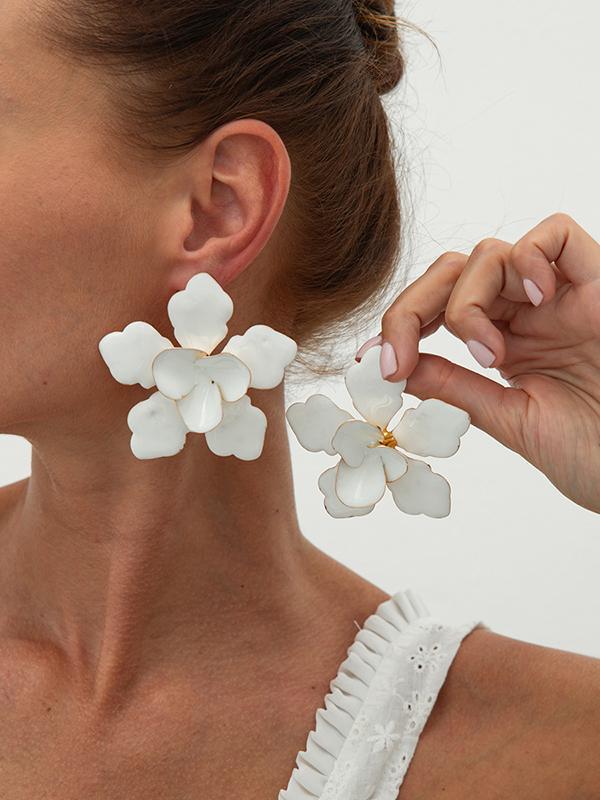 Flower Shape Drop Earrings Product Image