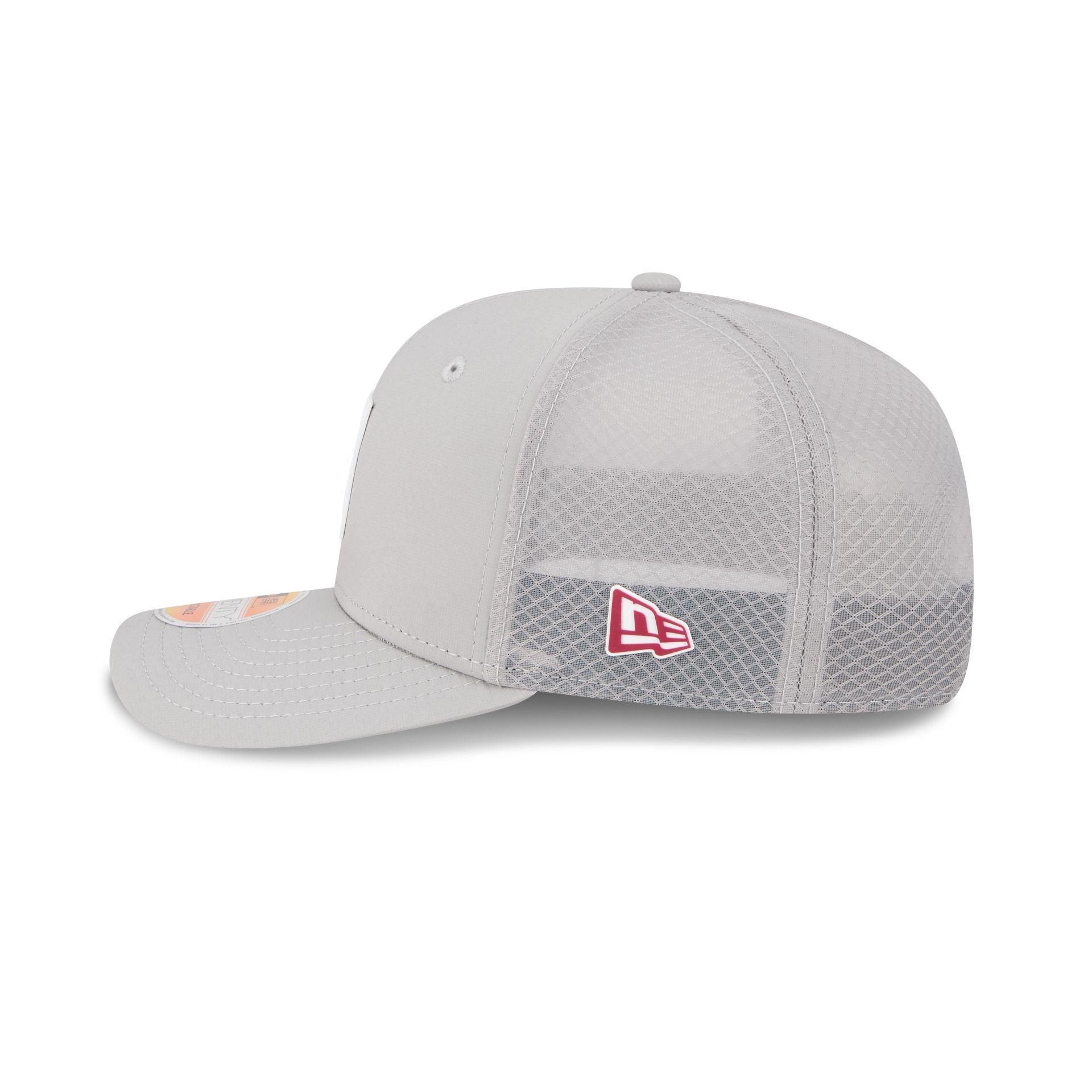 Washington Commanders 2025 Sideline Hot Weather Gray 9SEVENTY Trucker Hat Male Product Image