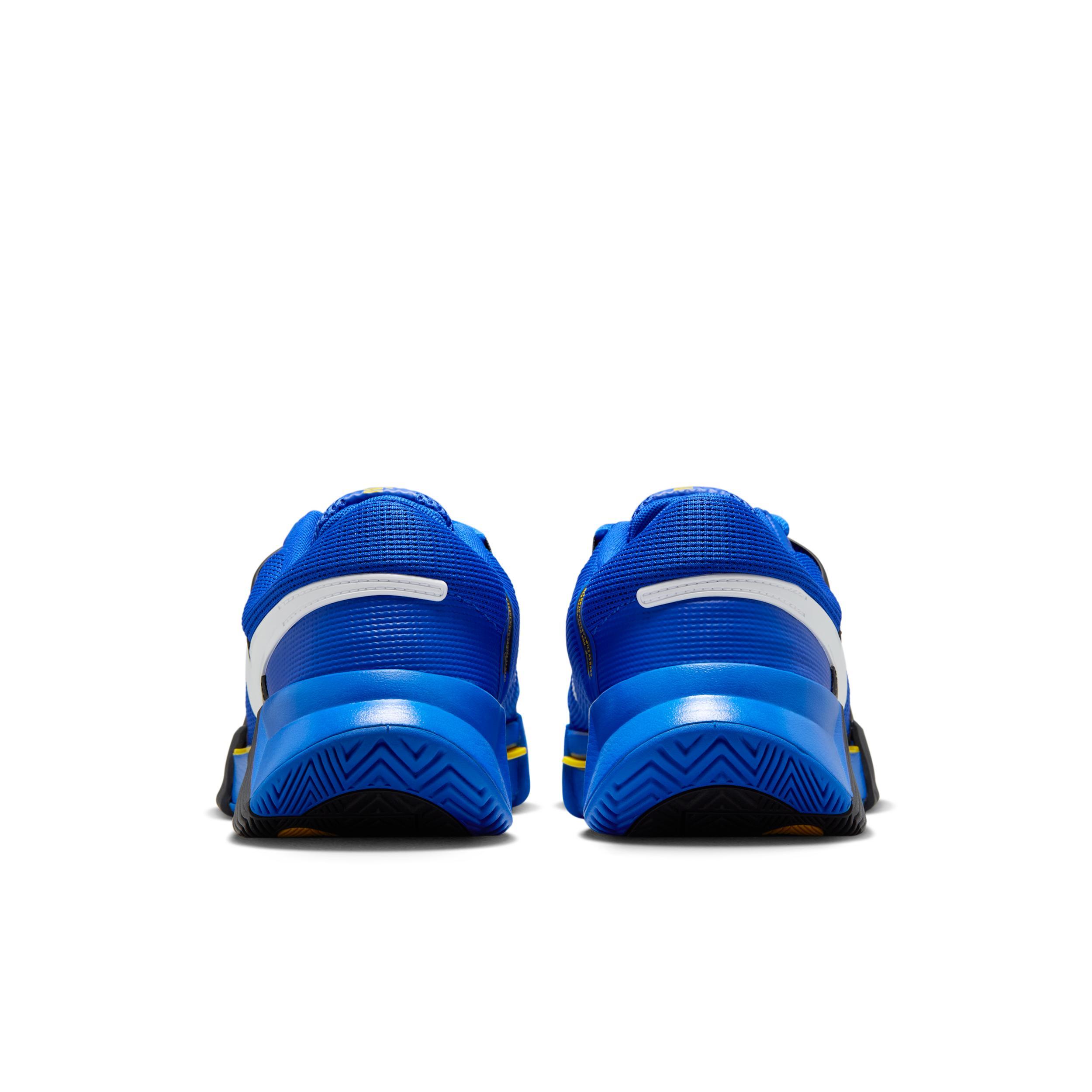 Nike Men's Zoom GP Challenge 1 Hard Court Tennis Shoes Product Image