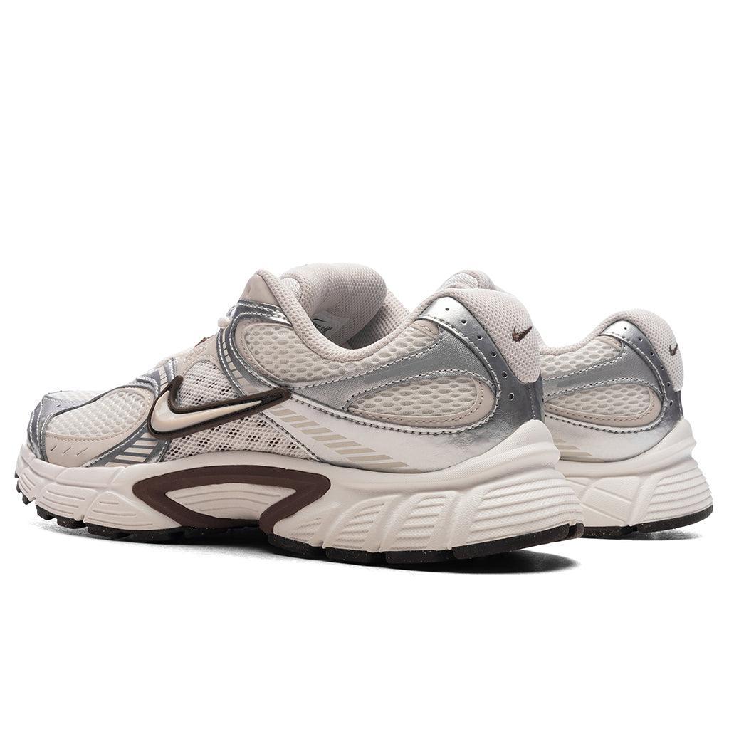 Women's V5 Runner - Sail/Light Orewood Brown/Fauna Brown/Phantom Female Product Image