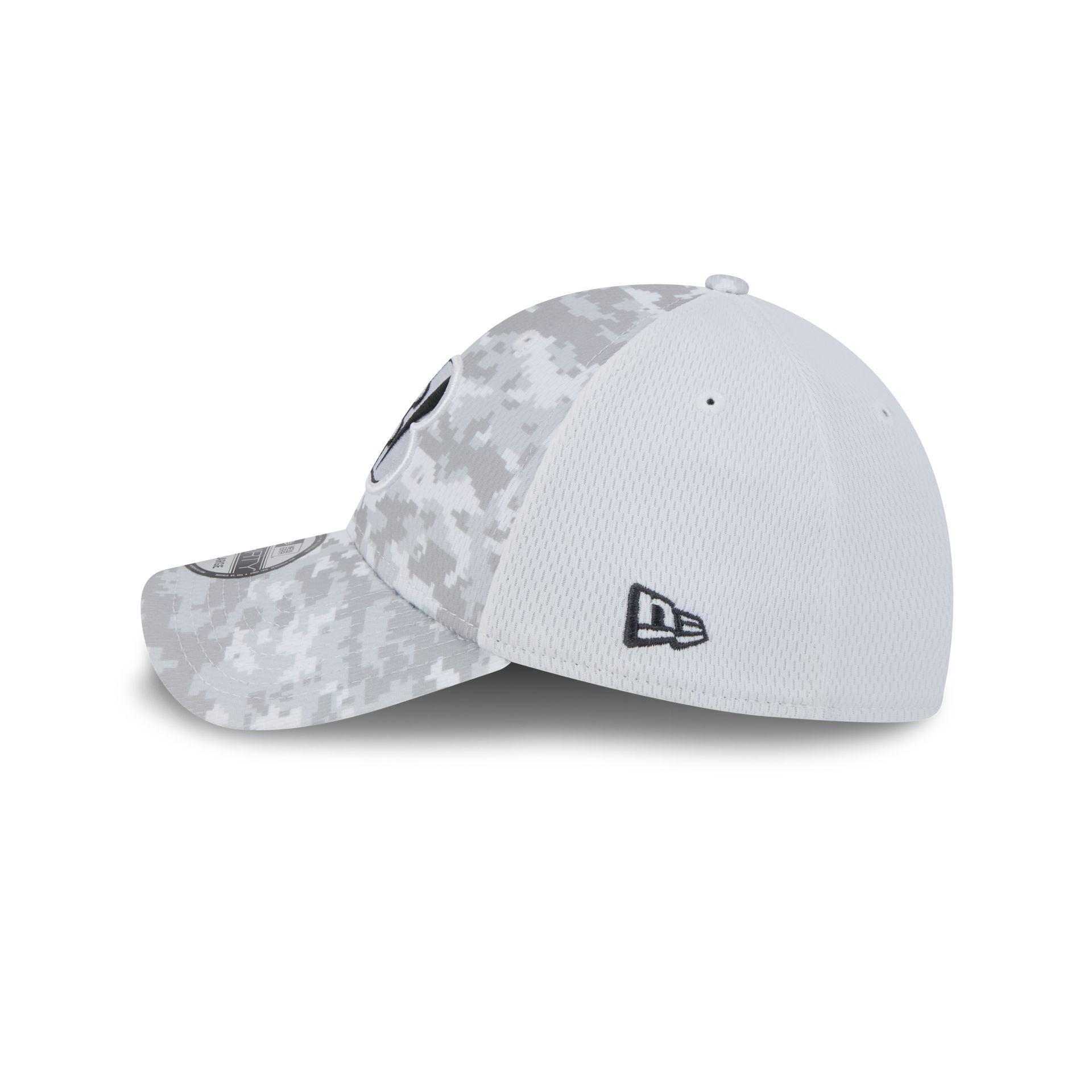 Cincinnati Bengals 2024 Salute to Service 39THIRTY Stretch Fit Hat Male Product Image