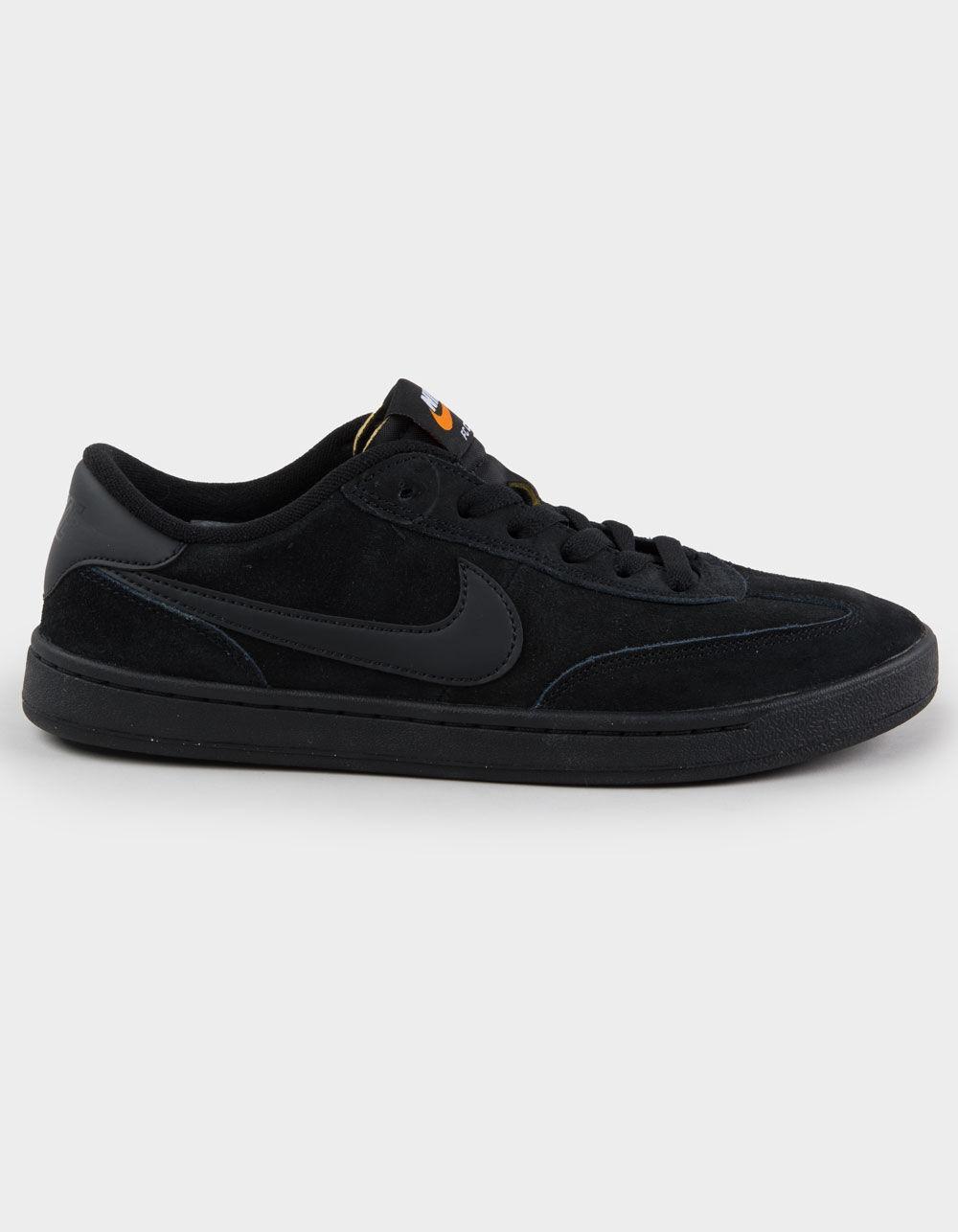 NIKE SB FC Classic Mens Skate Shoes - BLK/BLK Product Image