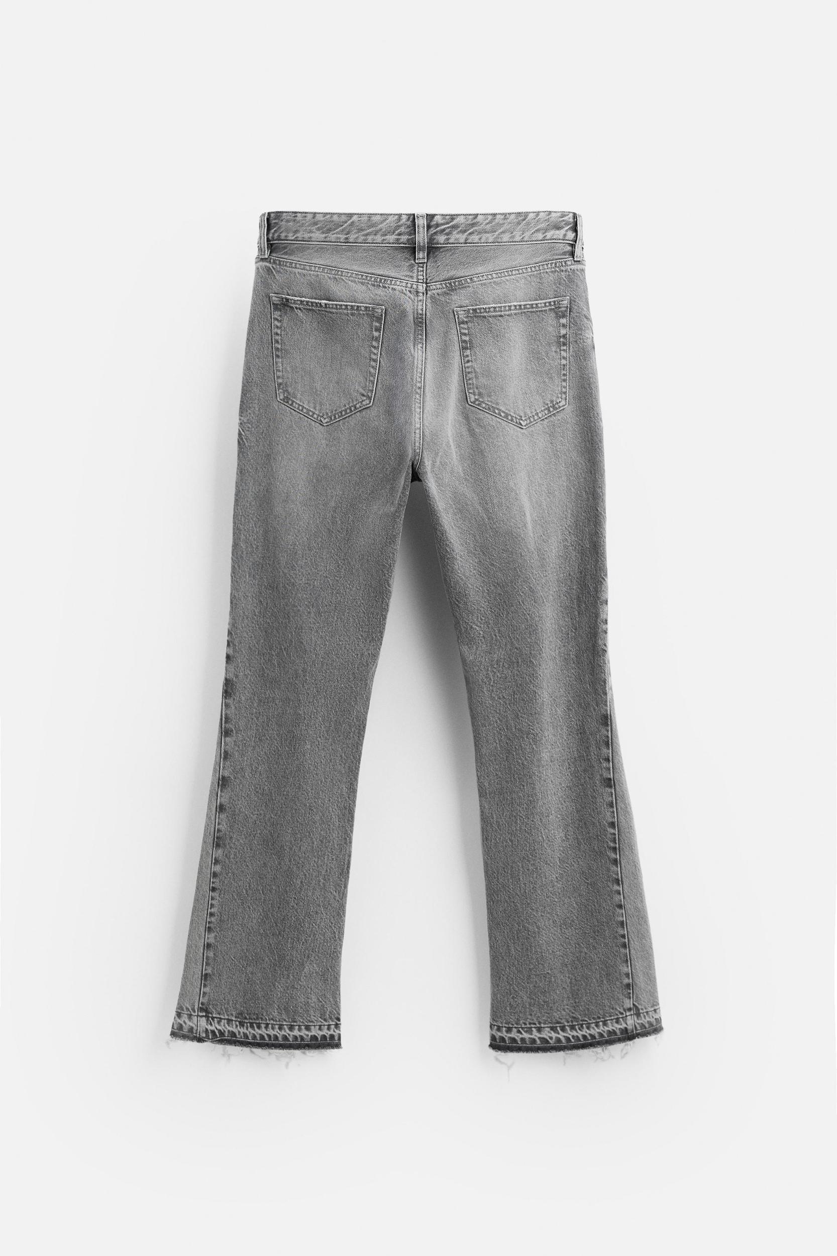 FLARE FIT JEANS Product Image