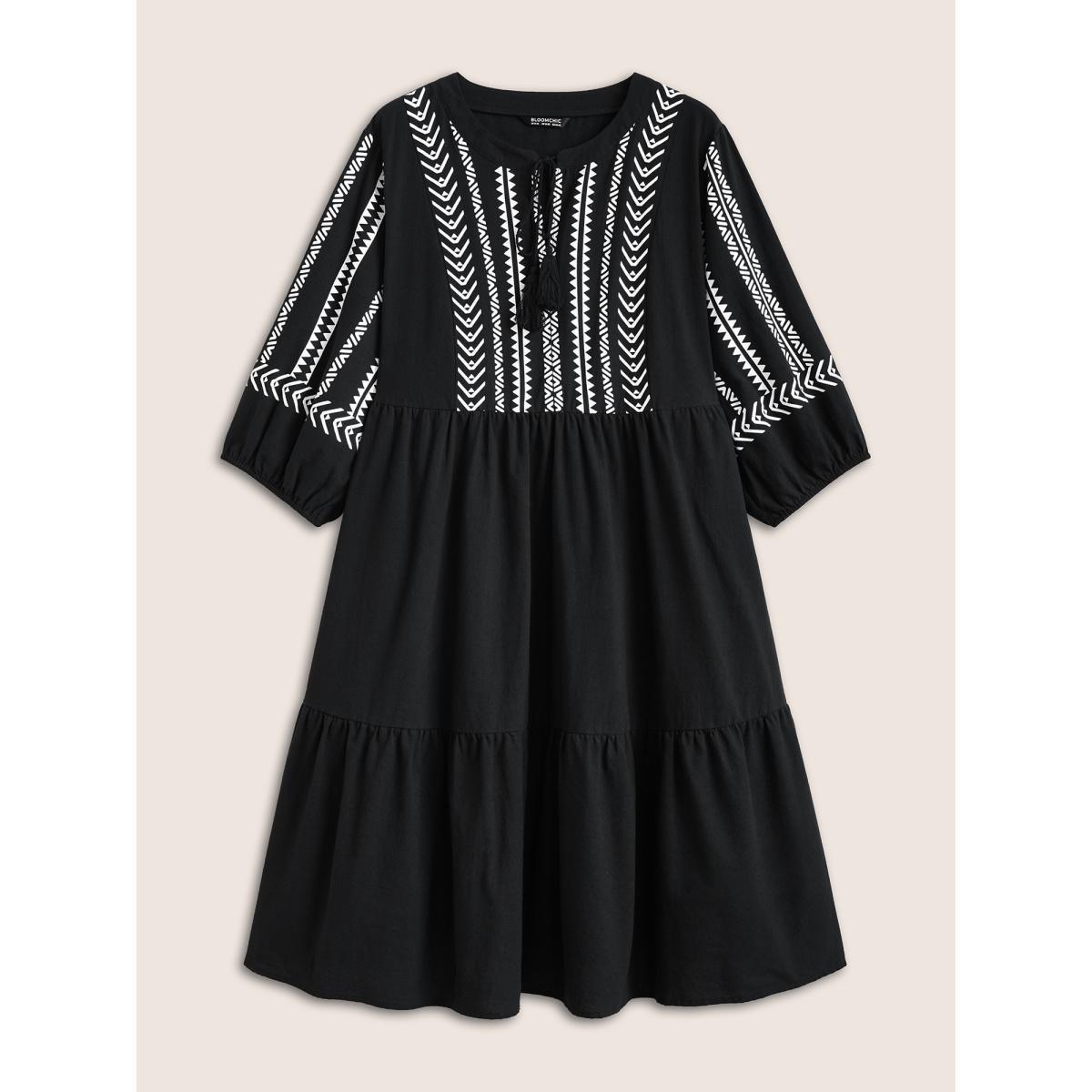Plus Size Cotton Geometric Bandana Print Tassel Trim Dress Black Women Resort Non V-neck Short sleeve Curvy Knee Dress BloomChic 22-24/3X Product Image
