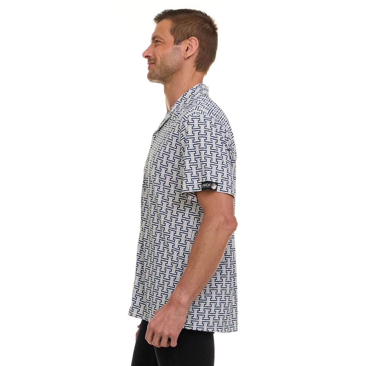 Canada Weather Gear Men’s Short Sleeve Shirt Product Image