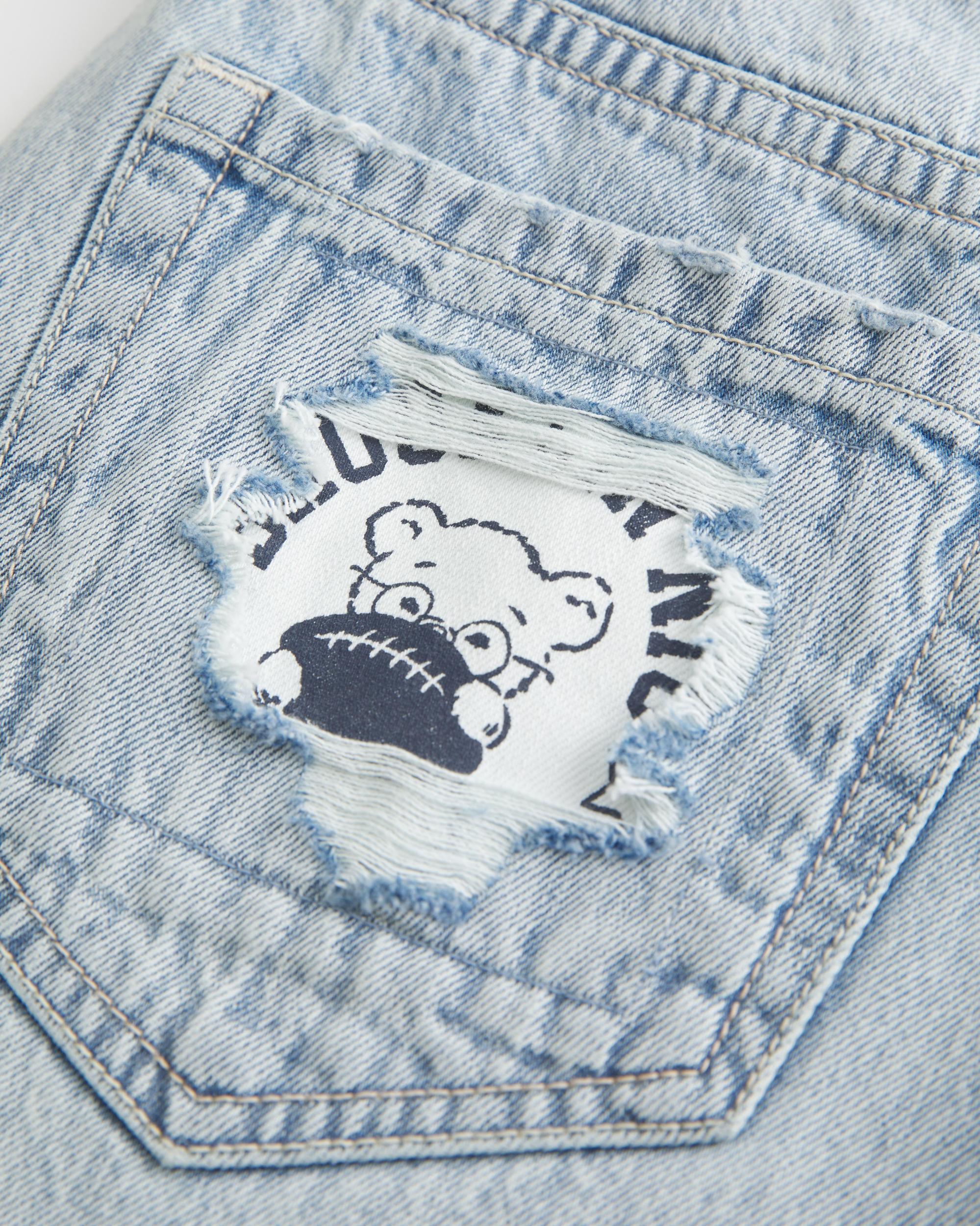 Low-Rise Light Wash Patchwork Super Baggy Jeans Product Image