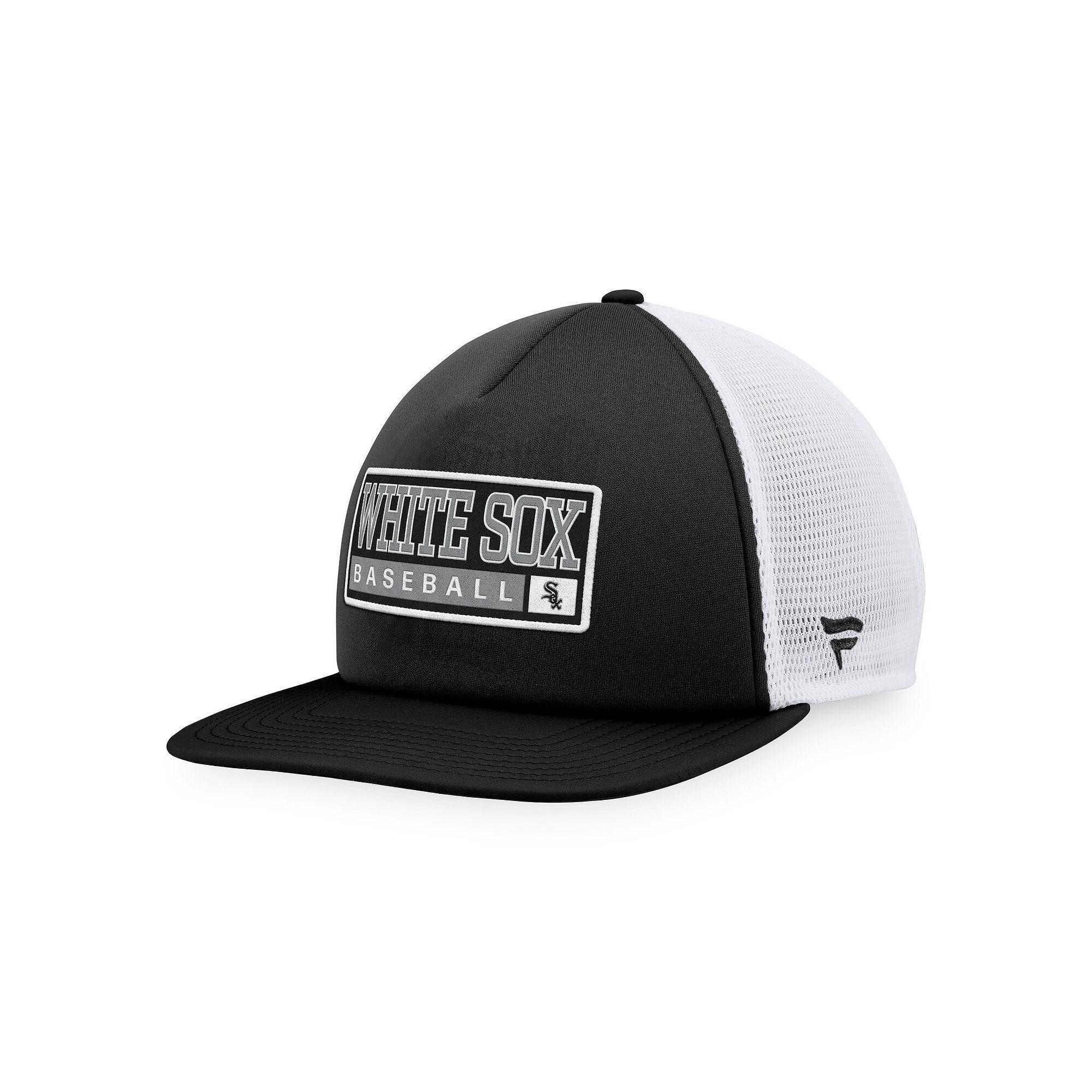 Men's Majestic Black/White Chicago White Sox Foam Trucker Snapback Hat Product Image