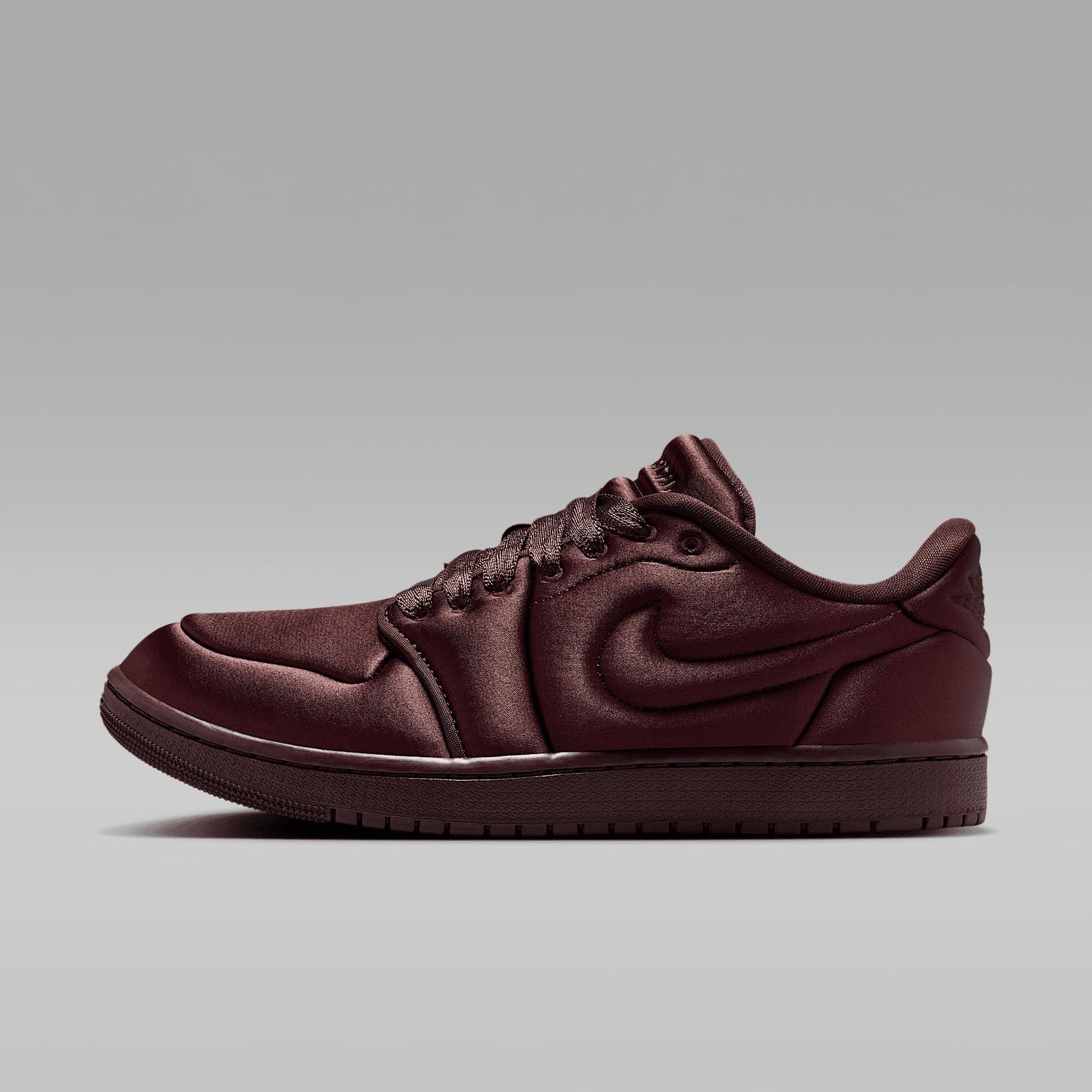 Air Jordan 1 Low Method of Make Women's Shoes Product Image