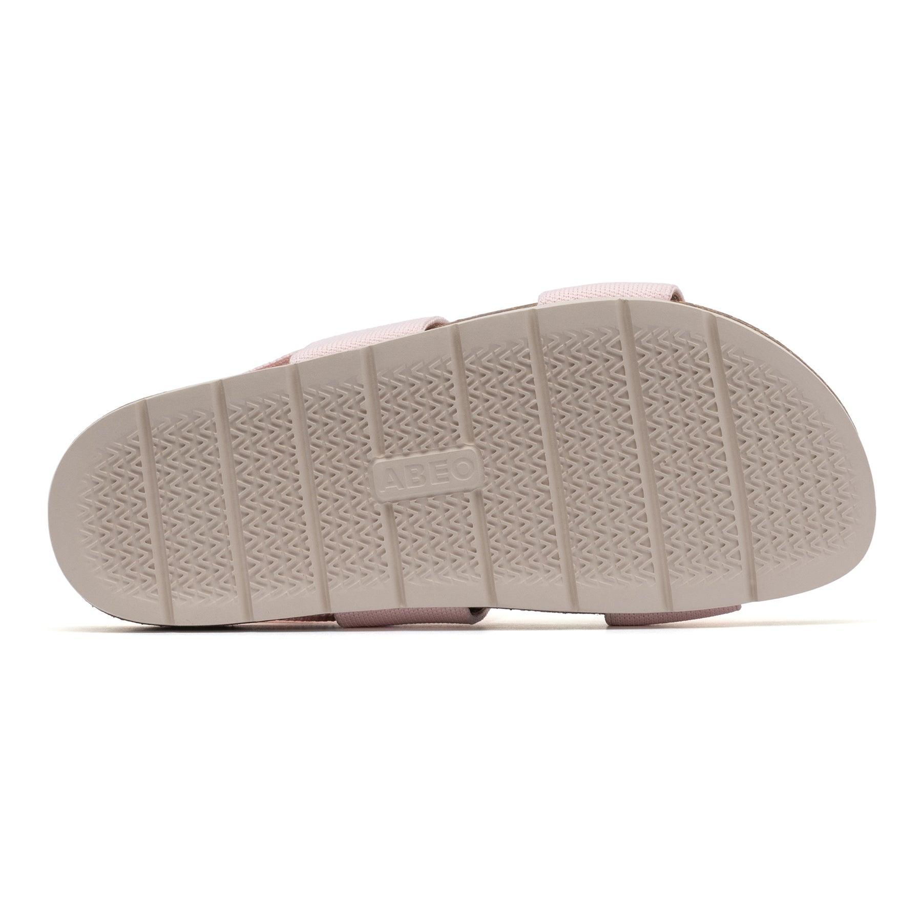 Lanai Triple Metatarsal Female Product Image