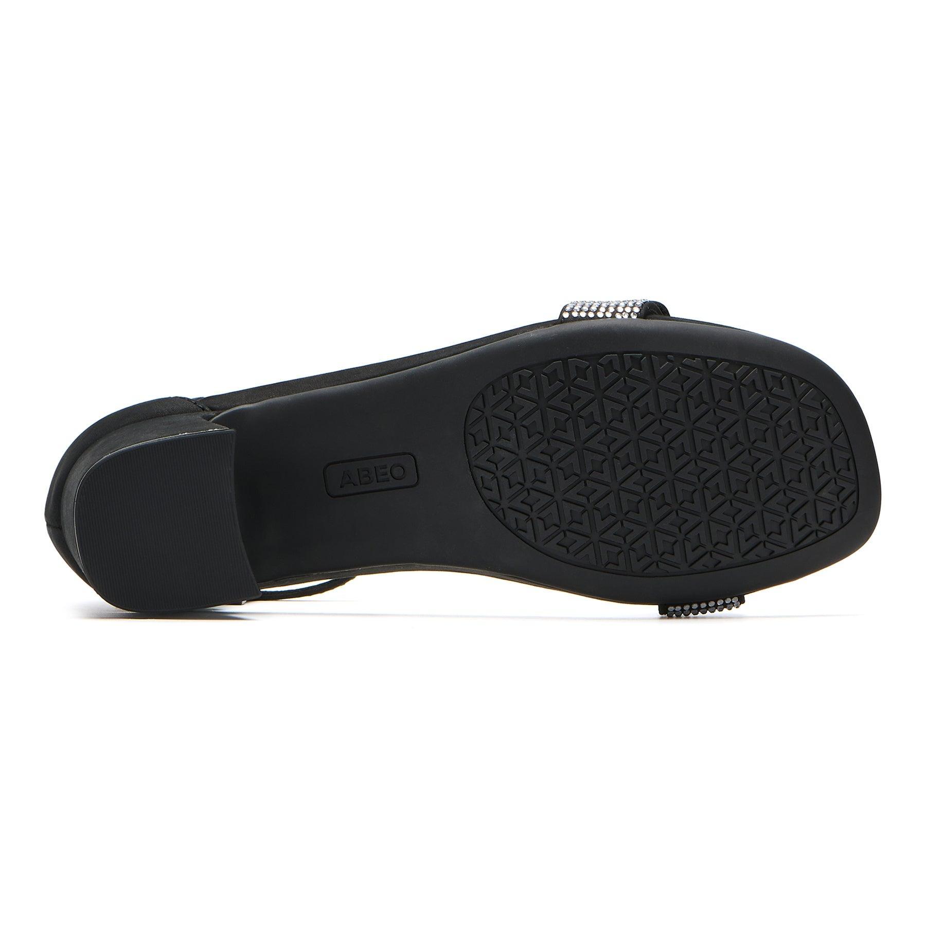 Avenue Strap Metatarsal Female Product Image