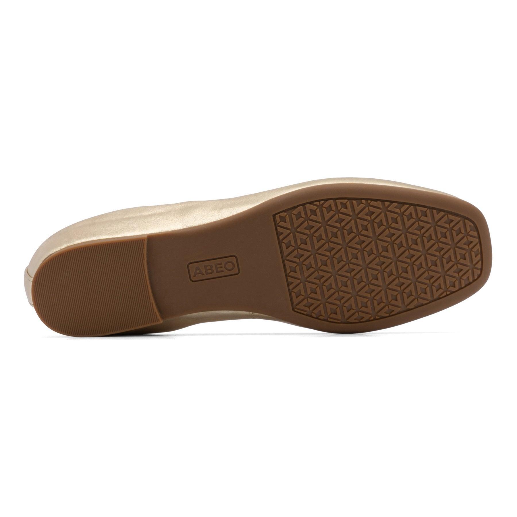 Cadence Bow Metatarsal Female Product Image