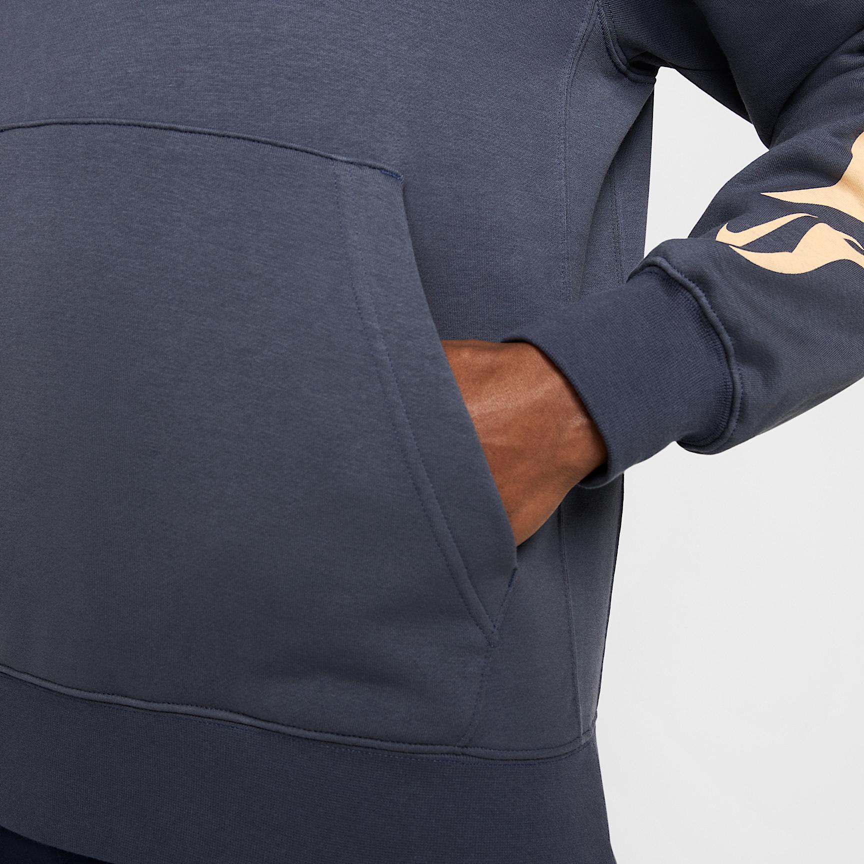 Nike Sportswear Club Men's Pullover Hoodie Product Image