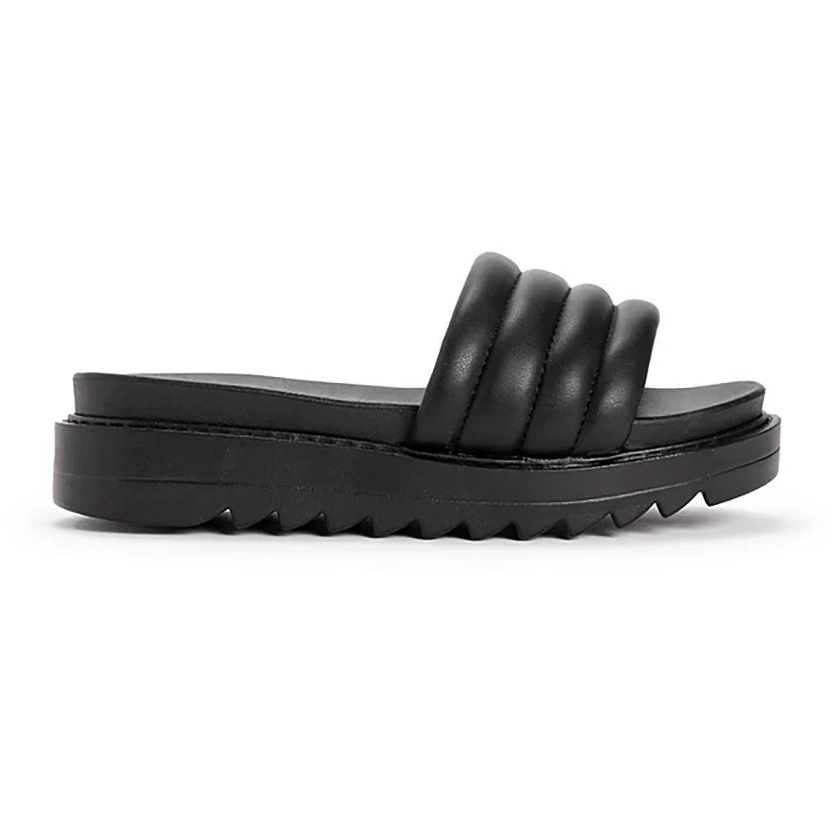 Muk Luks Women's Sun Catcher Sandals Product Image