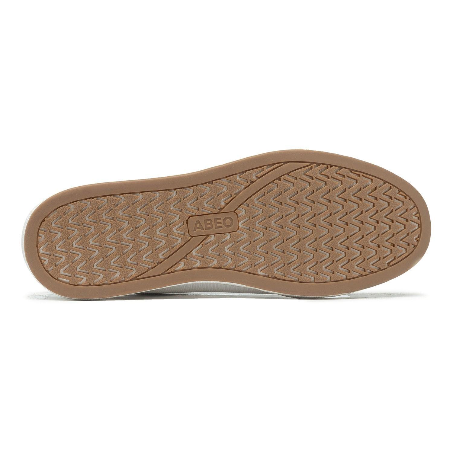 Encore Sneaker Product Image