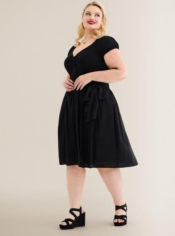 Chic Swing Skirt Product Image