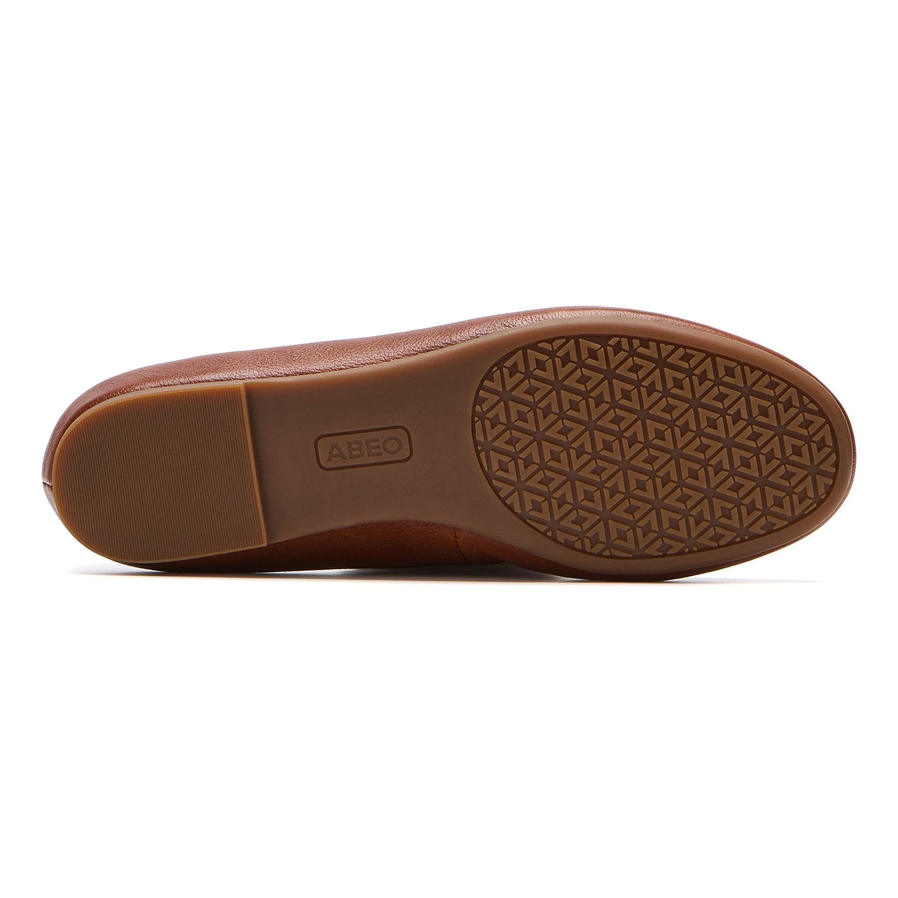 Promenade Flat Metatarsal Female Product Image
