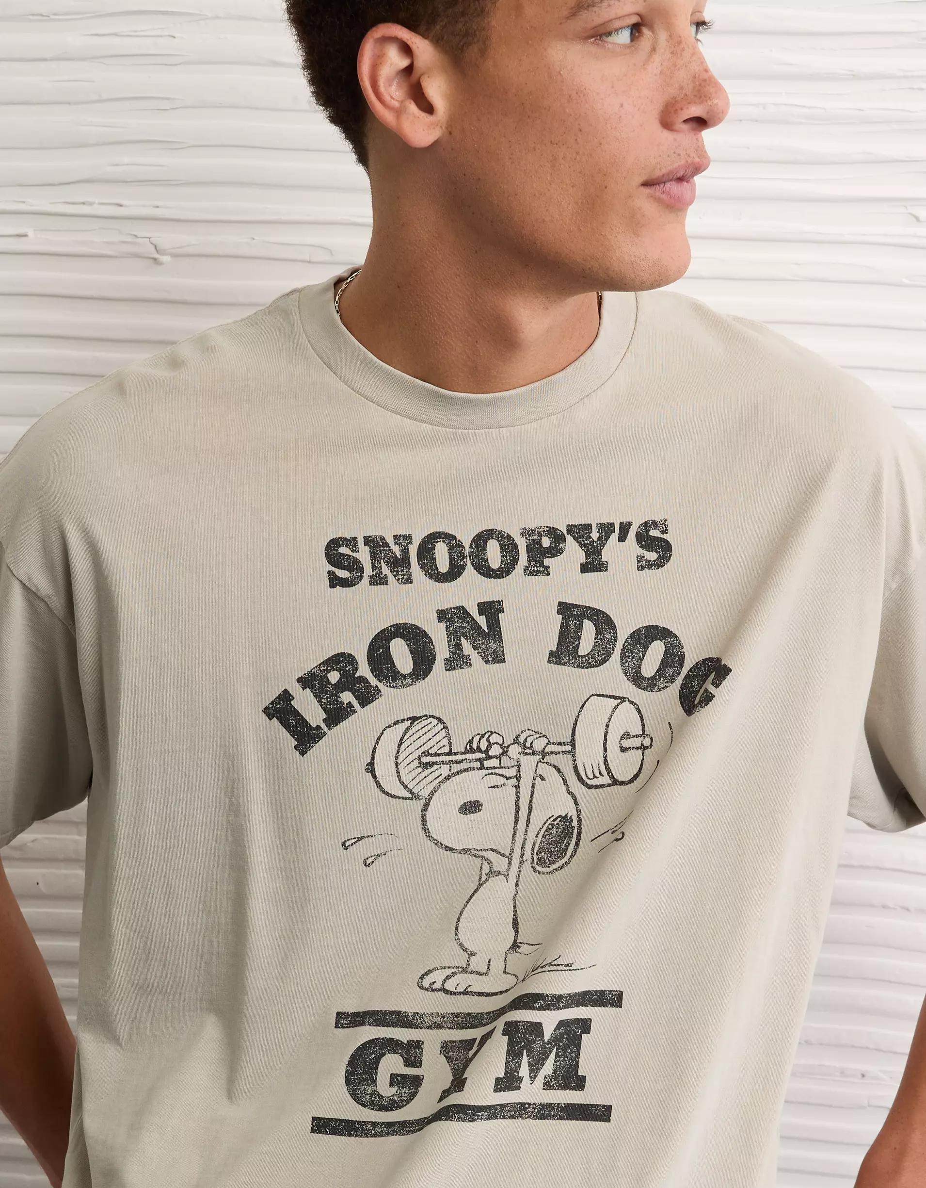 AE Boxy Snoopy Graphic T-Shirt Product Image