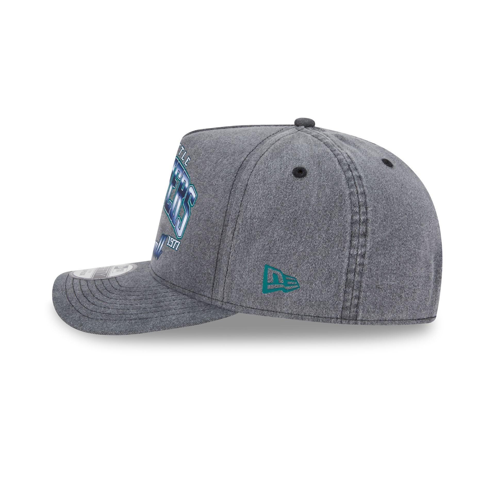 Paris Saint-Germain Corduroy 9TWENTY Adjustable Hat Male Product Image