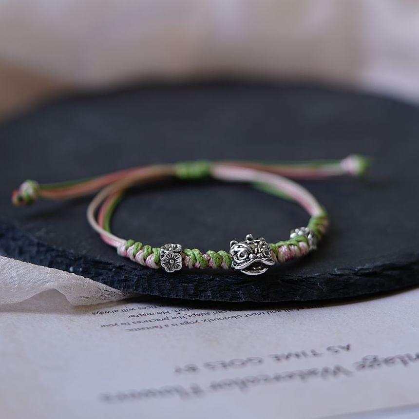 Beaded Lion Charm Bracelet Product Image