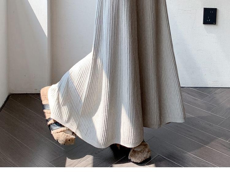 High Waist Plain Knit Maxi A-Line Skirt Product Image