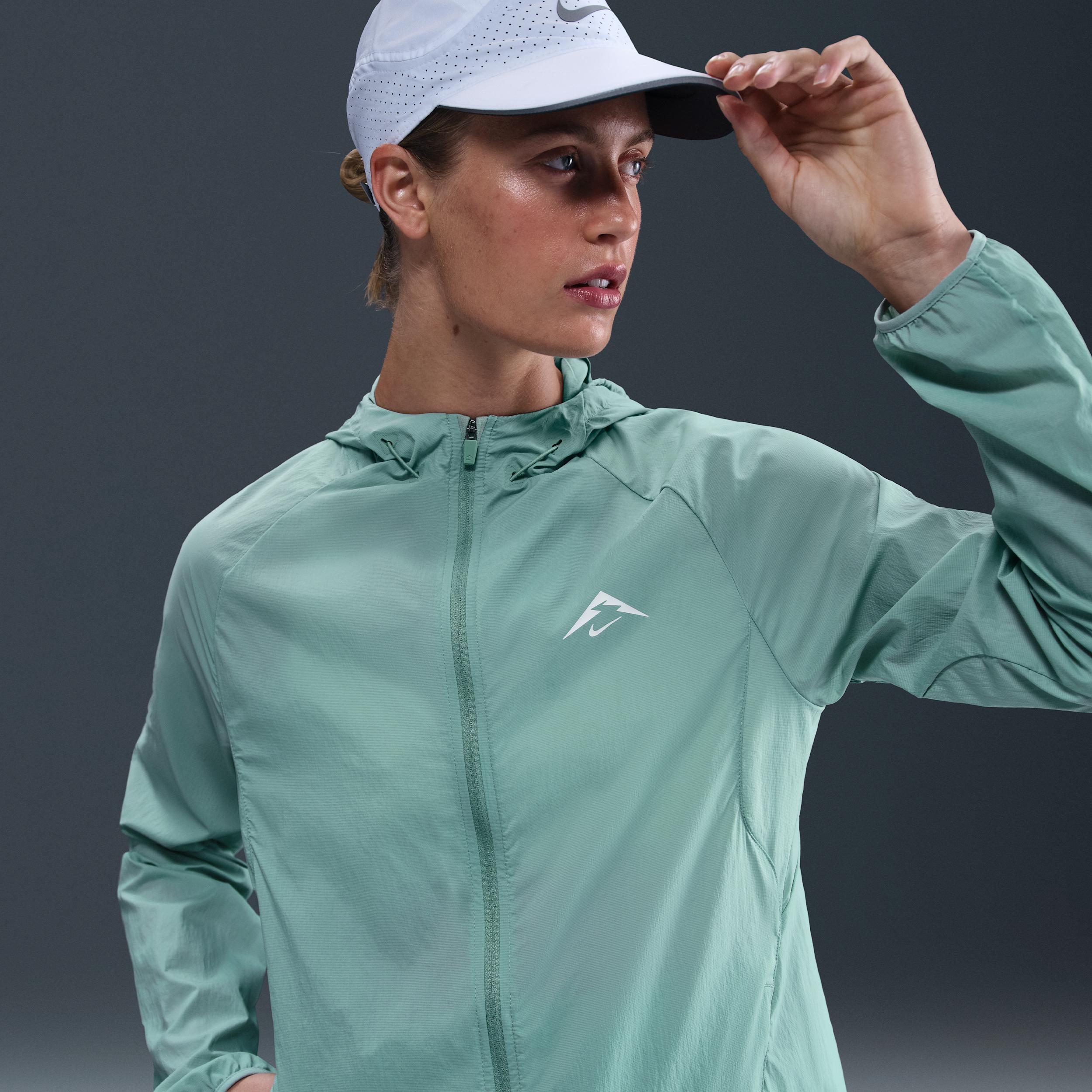 Nike Trail Women's Repel Running Jacket Product Image
