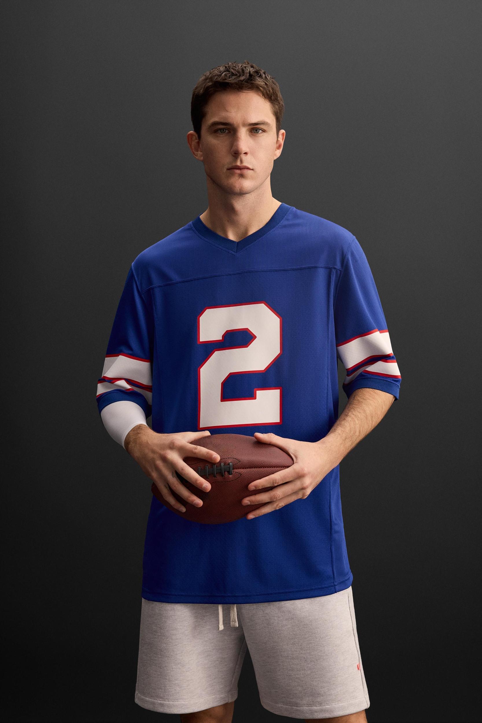 FOOTBALL JERSEY Product Image