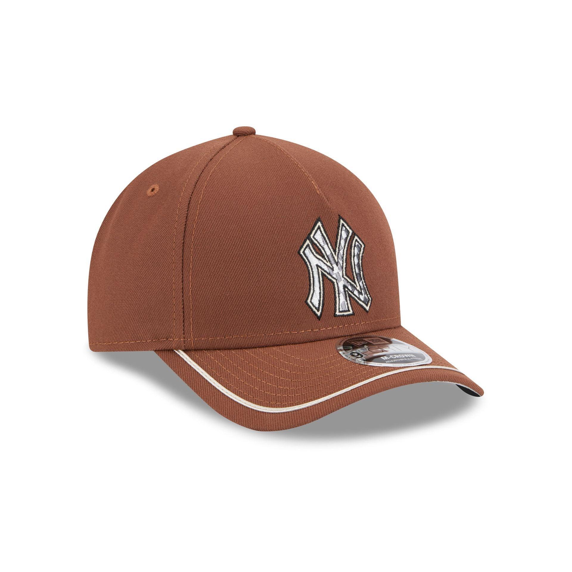 New York Yankees Motorsport 9FORTY M-Crown A-Frame Snapback Hat Male Product Image
