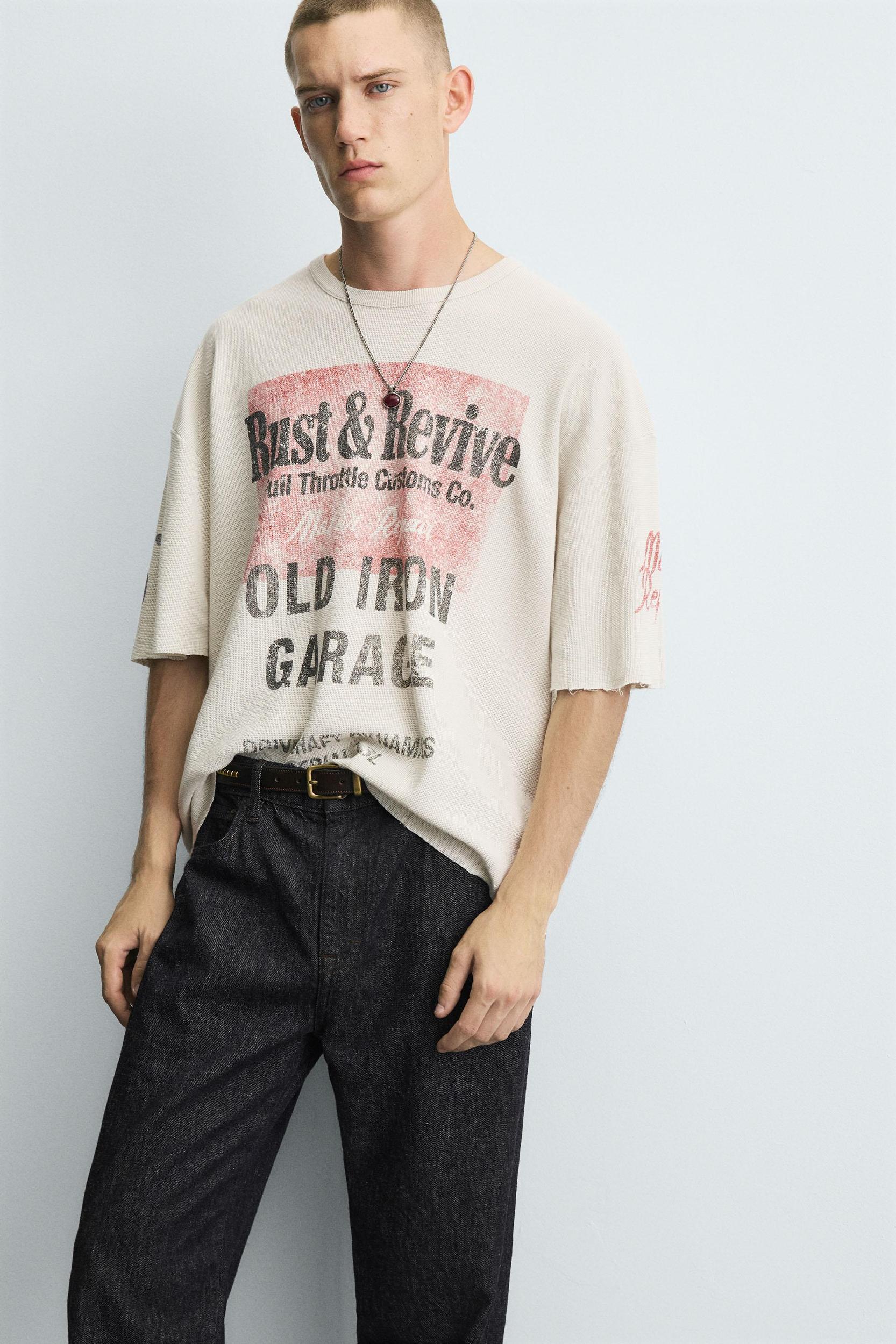 WASHED PRINT KNIT T-SHIRT Product Image