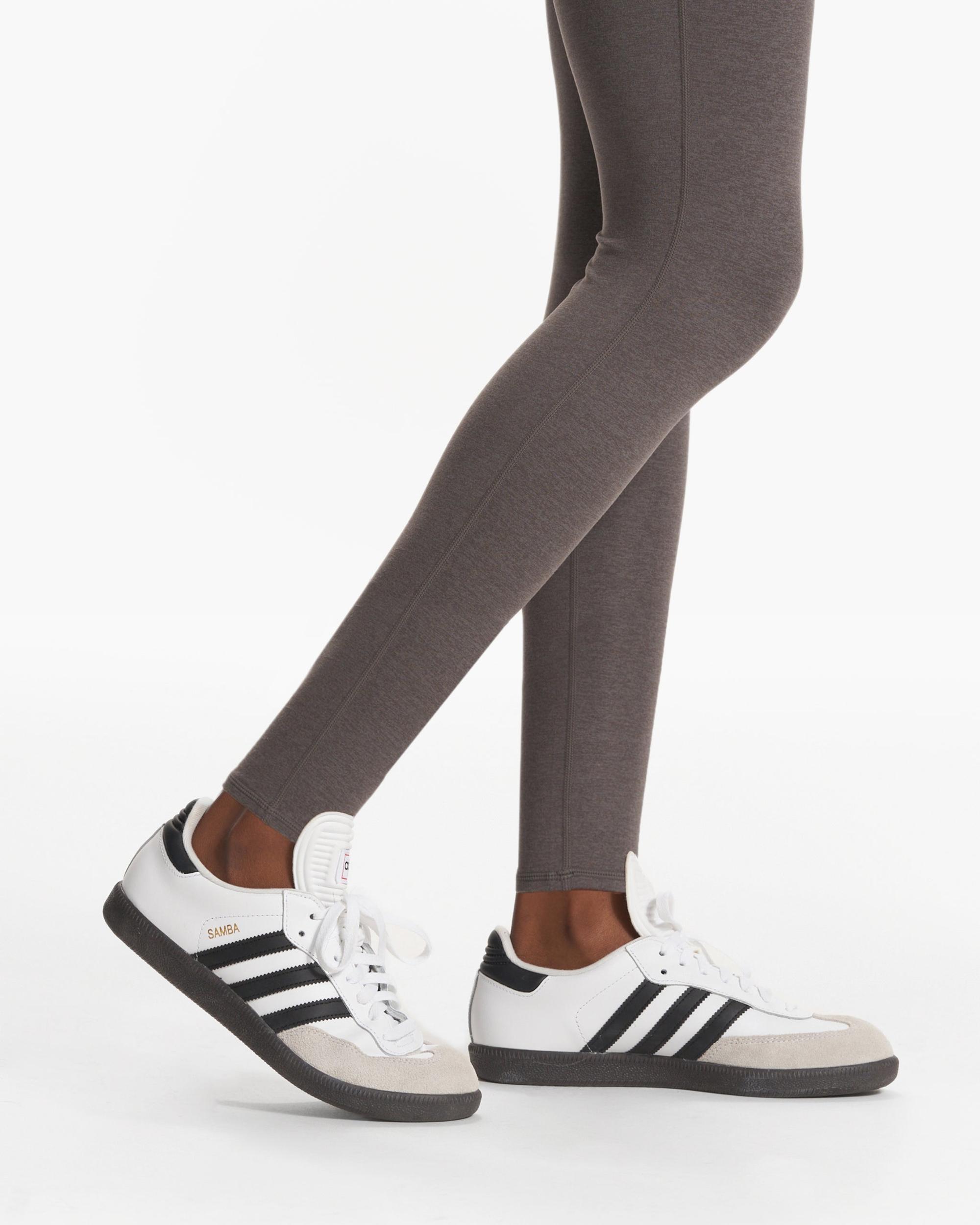 Halo Vintage Legging Product Image