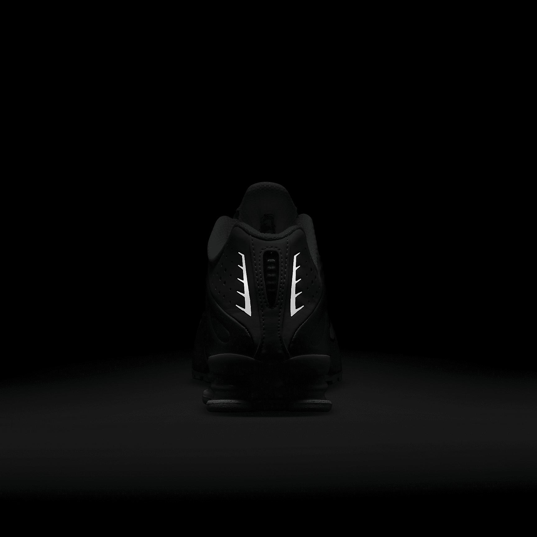 Nike Shox R4 Women's Shoes Product Image