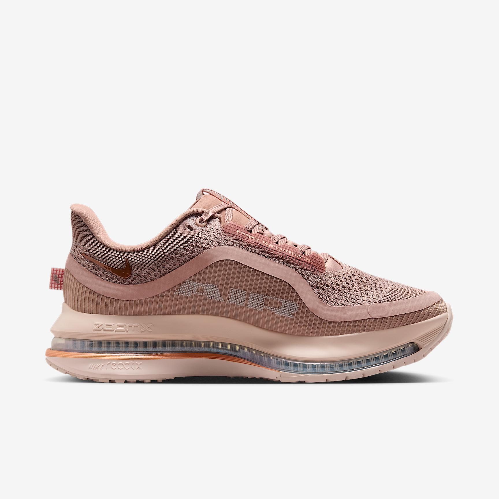 Nike Women's Pegasus Premium Road Running Shoes Product Image