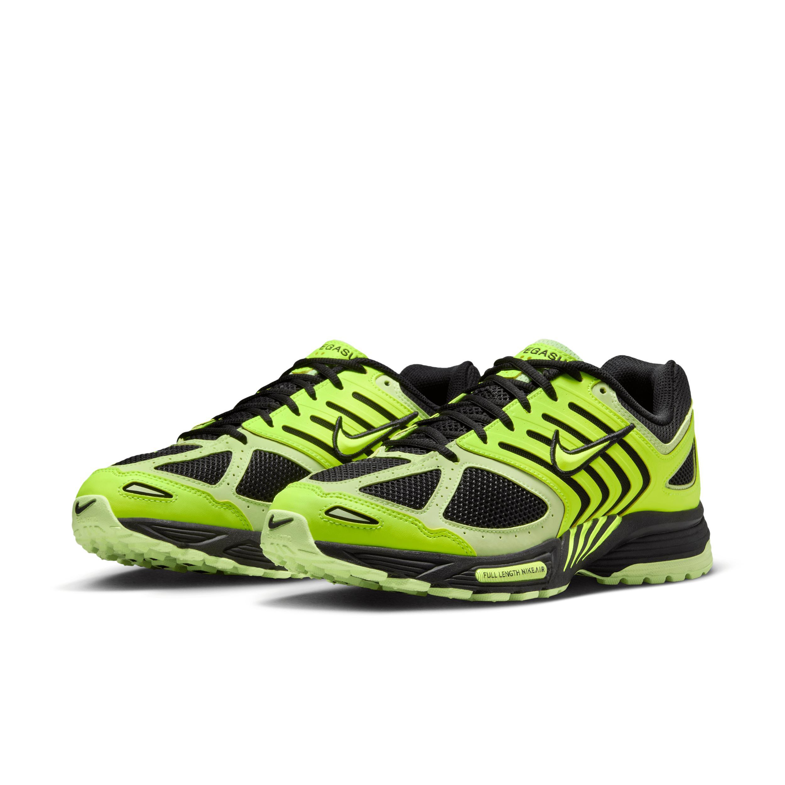 Nike Men's Air Pegasus 2005 Shoes Product Image