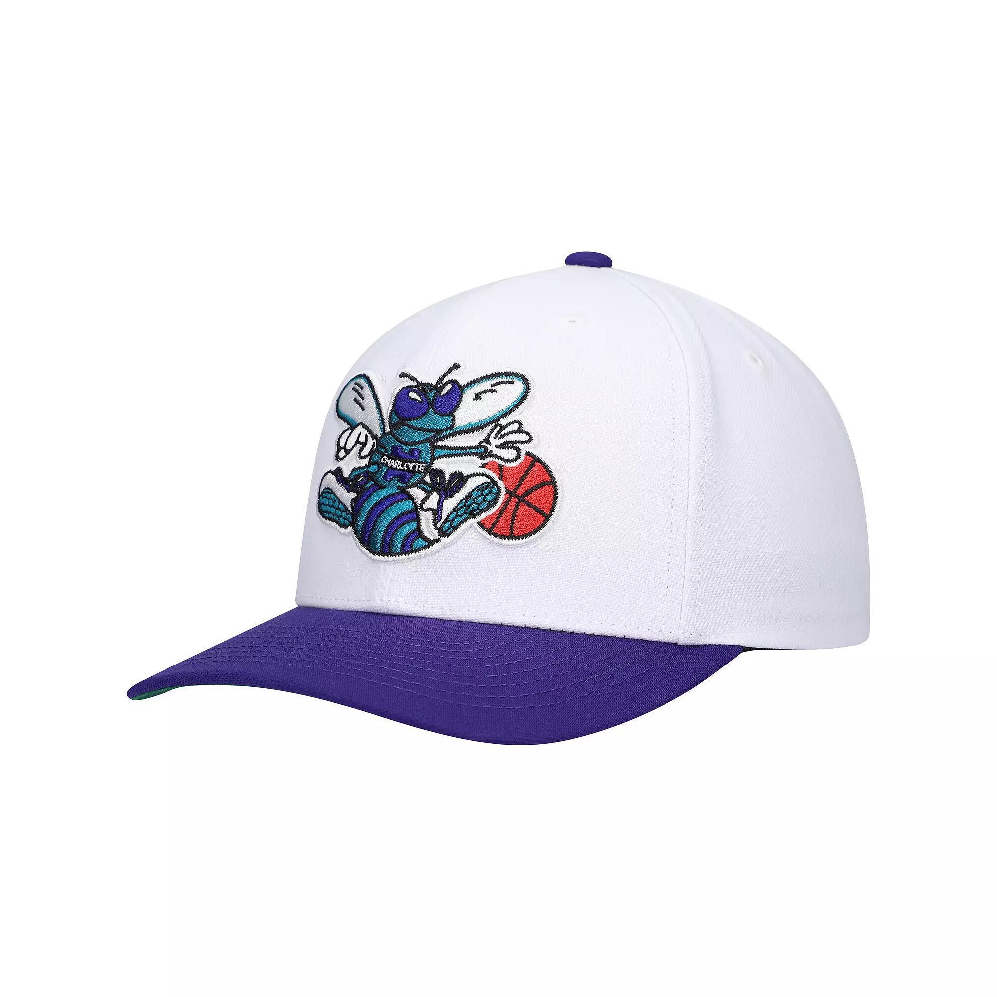 Mens Mitchell & Ness /Purple Charlotte Hornets Hardwood Classics Core 2-Tone 2.0 Pro Snapback Hat Product Image