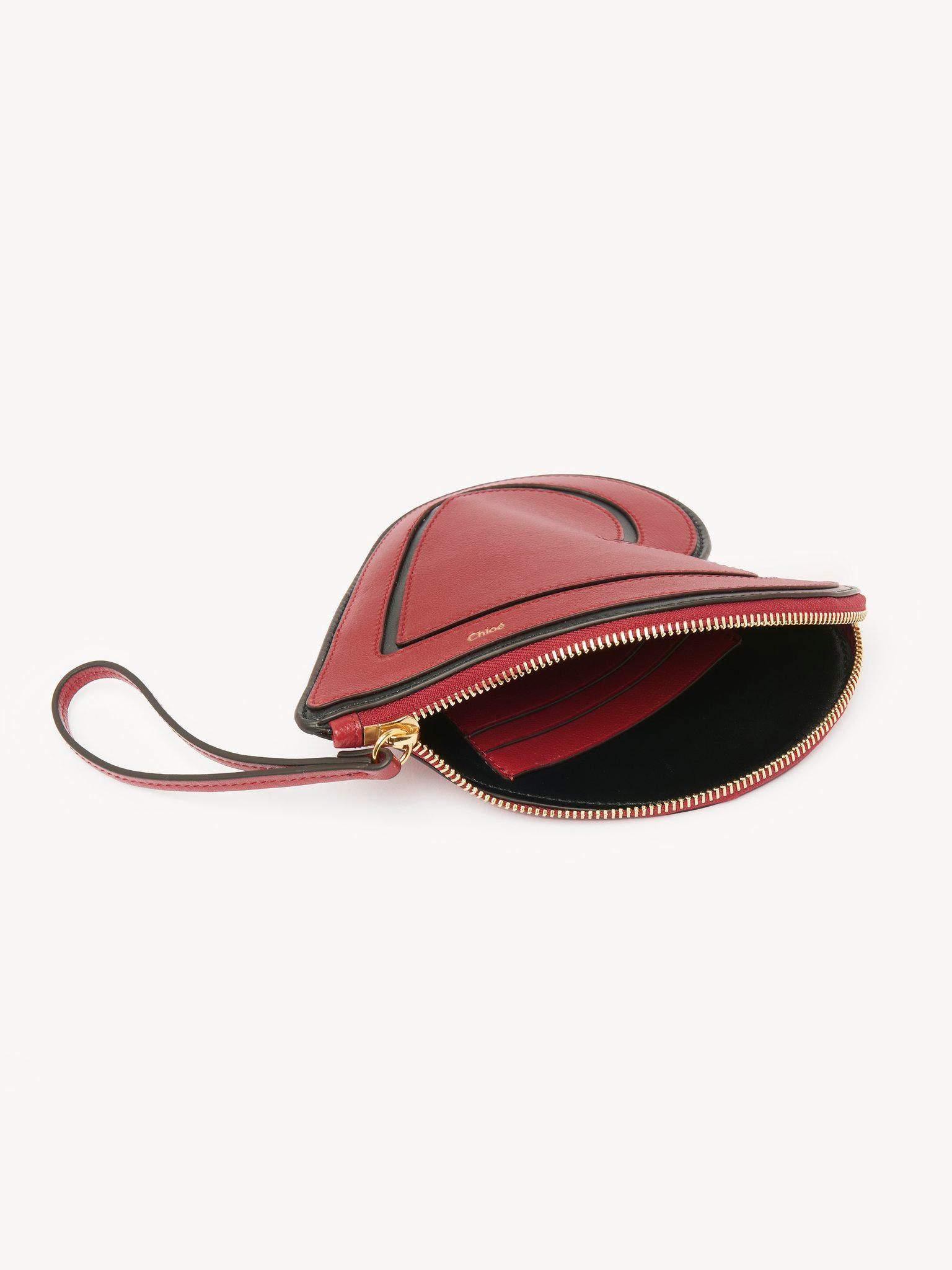 Chloé Symbols Heart flat pouch in grained leather Product Image