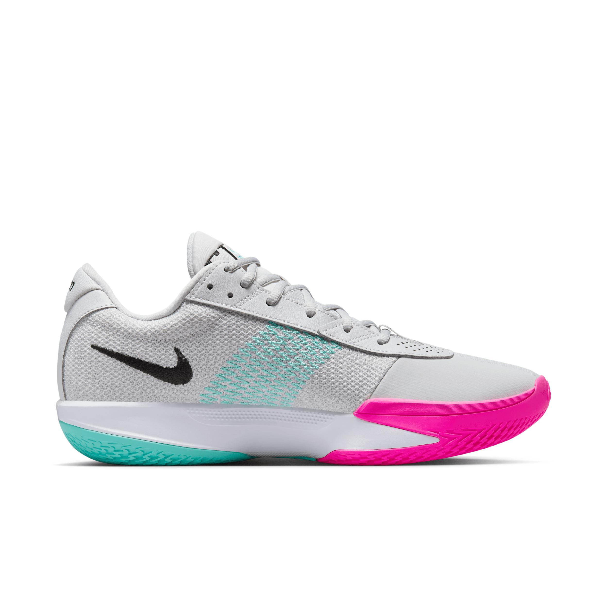 Nike Men's G.T. Cut Academy Basketball Shoes Product Image